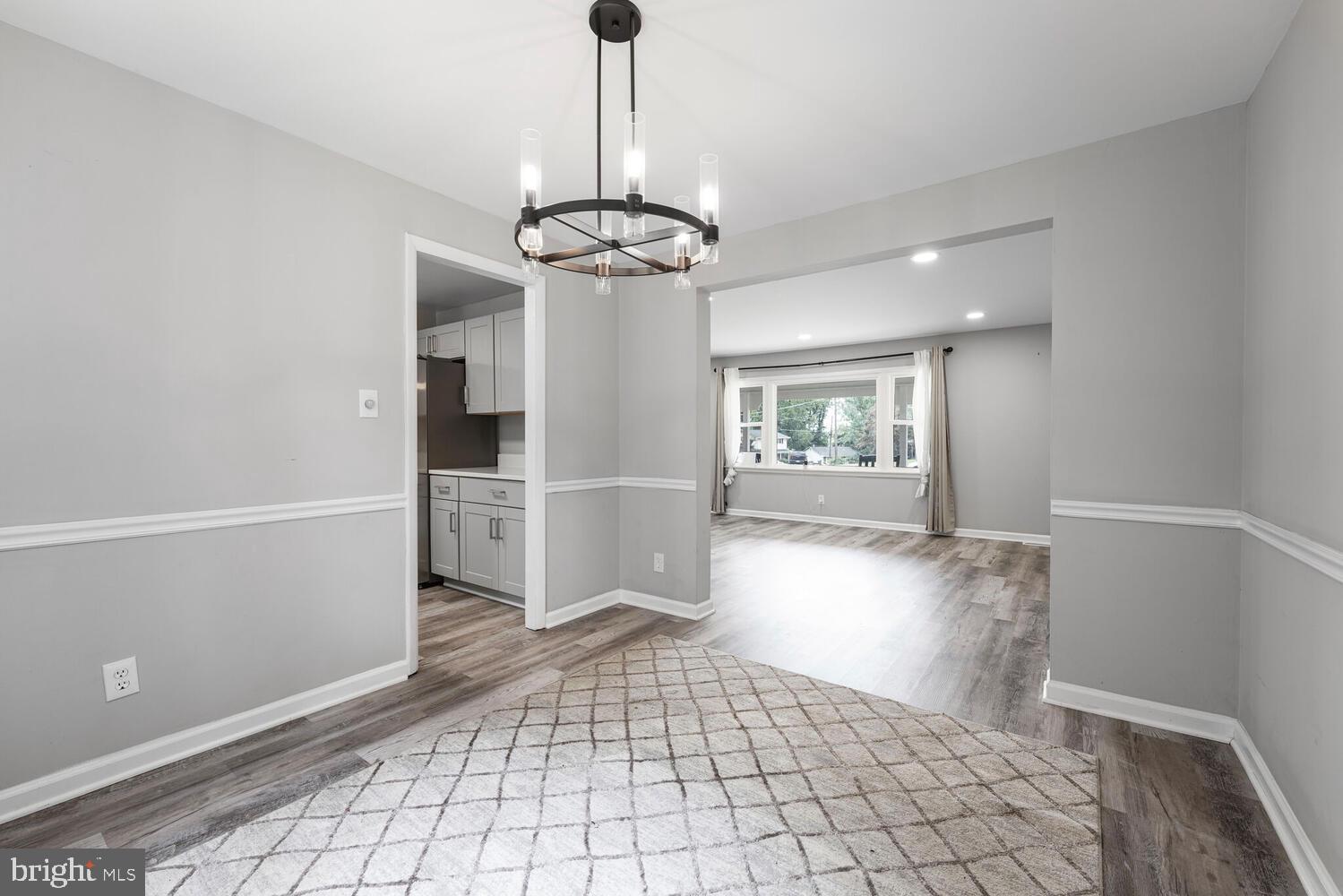 FOREST KNOLLS - Residential