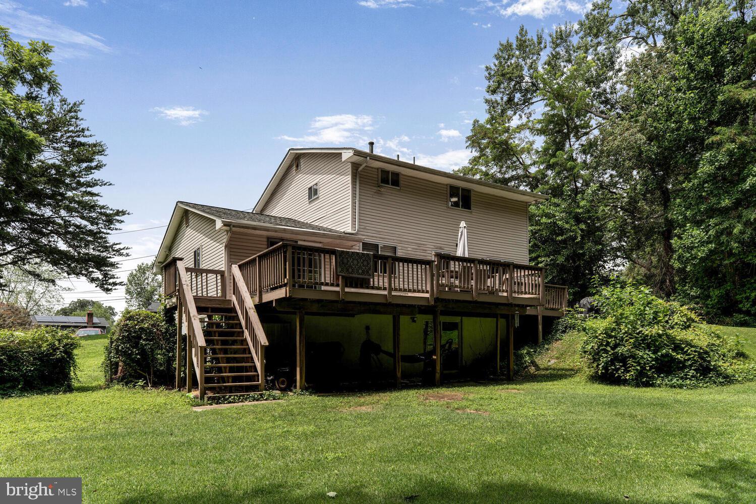 FOREST KNOLLS - Residential