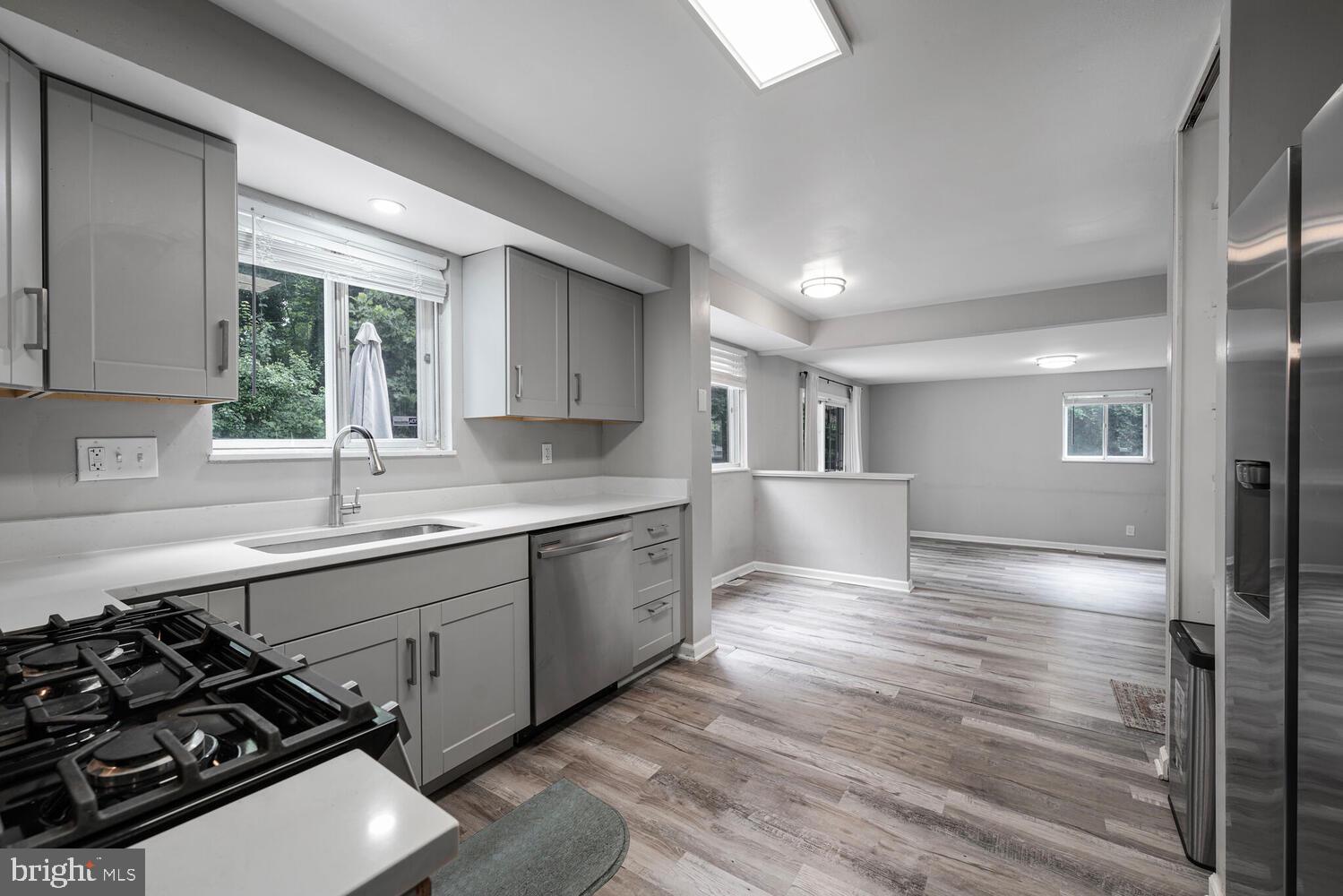 FOREST KNOLLS - Residential