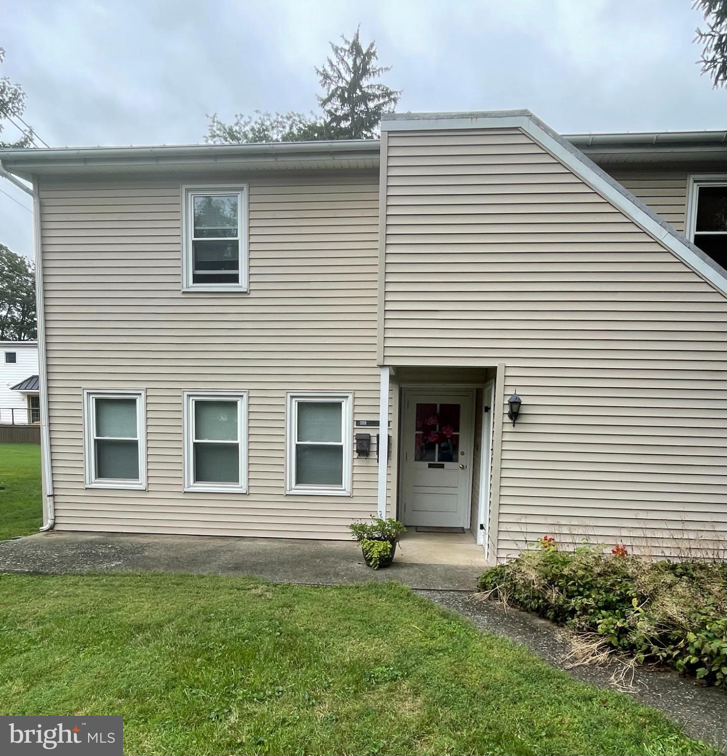 NONE AVAILABLE - Residential Lease