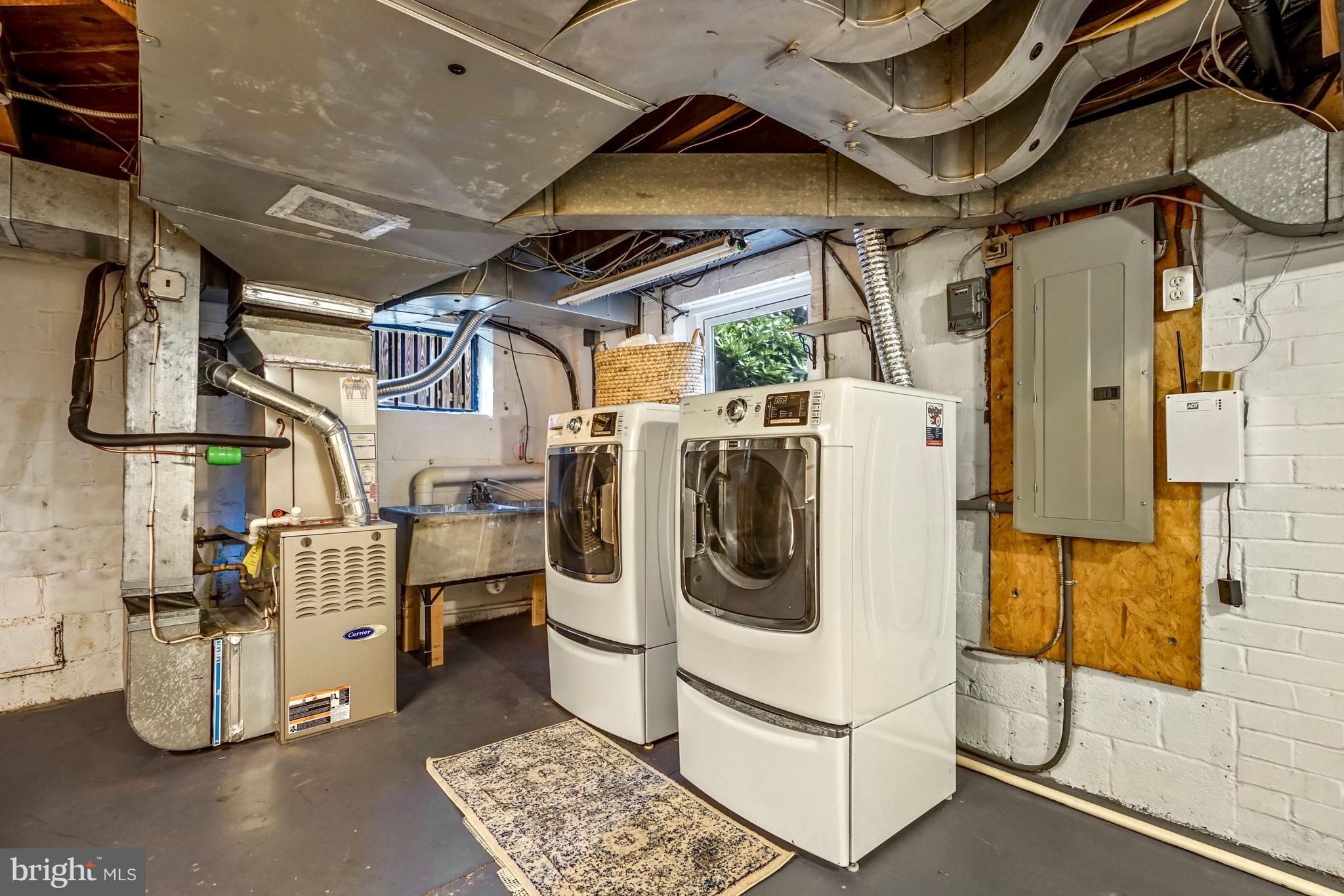 BEVERLY HILLS - Residential