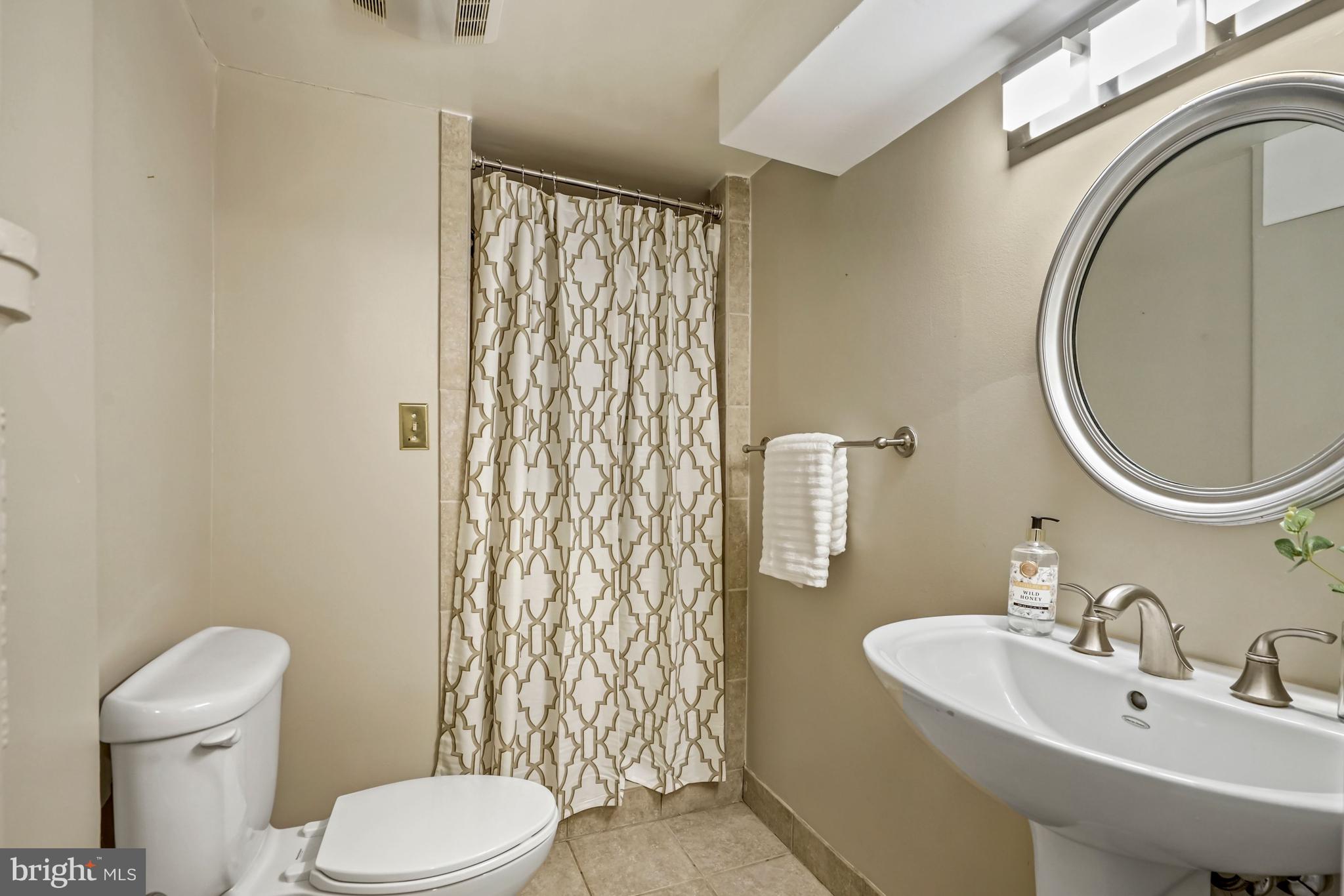 BEVERLY HILLS - Residential