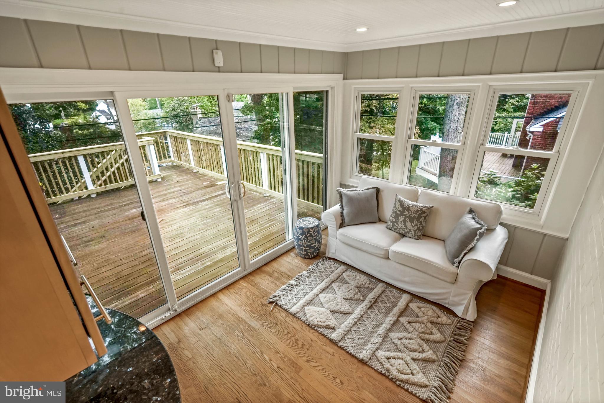 BEVERLY HILLS - Residential