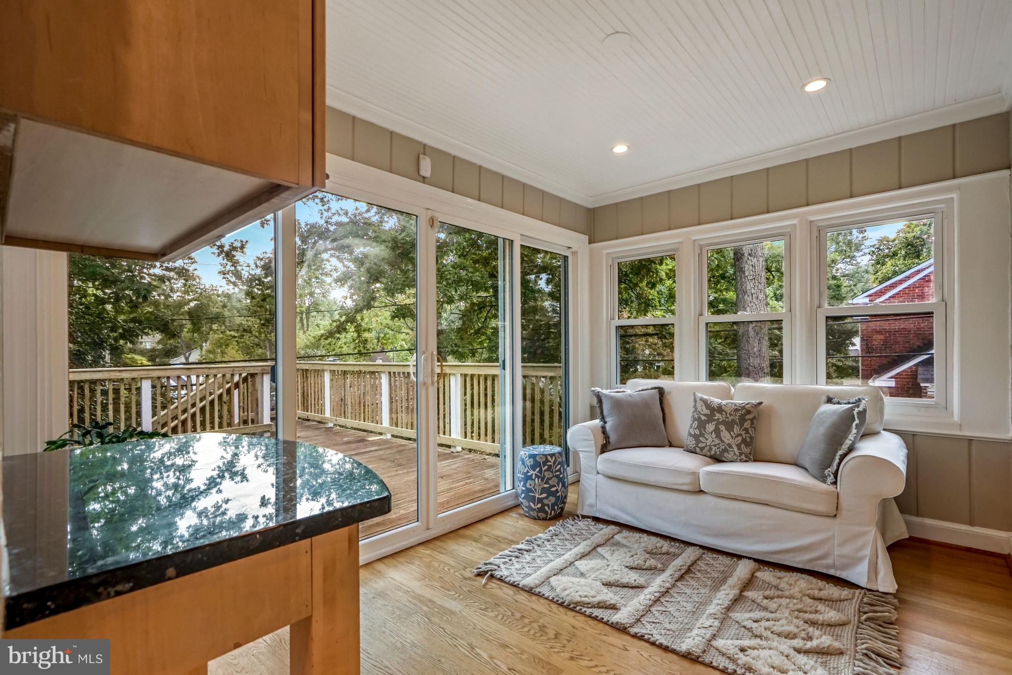 BEVERLY HILLS - Residential