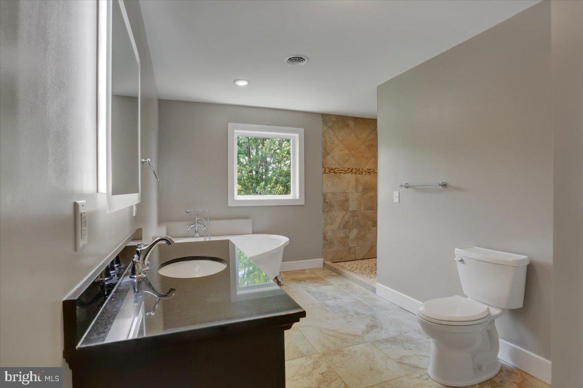 SOUTHAMPTON/FRANKLIN CO. - Residential