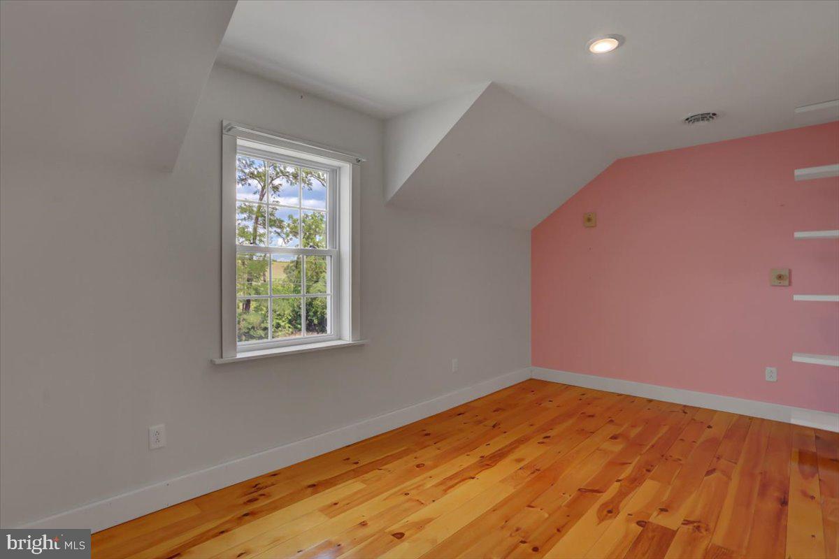 SOUTHAMPTON/FRANKLIN CO. - Residential