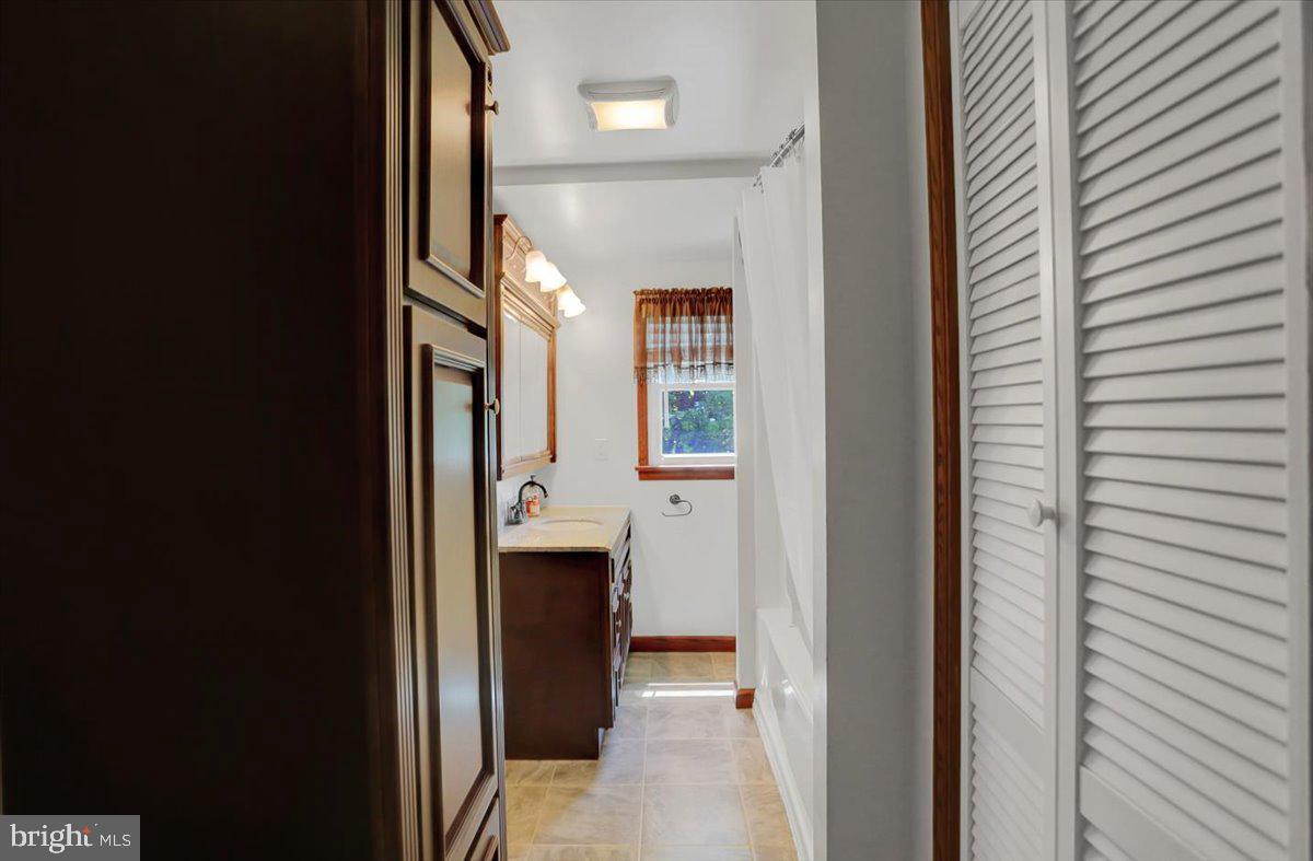 SOUTHAMPTON/FRANKLIN CO. - Residential