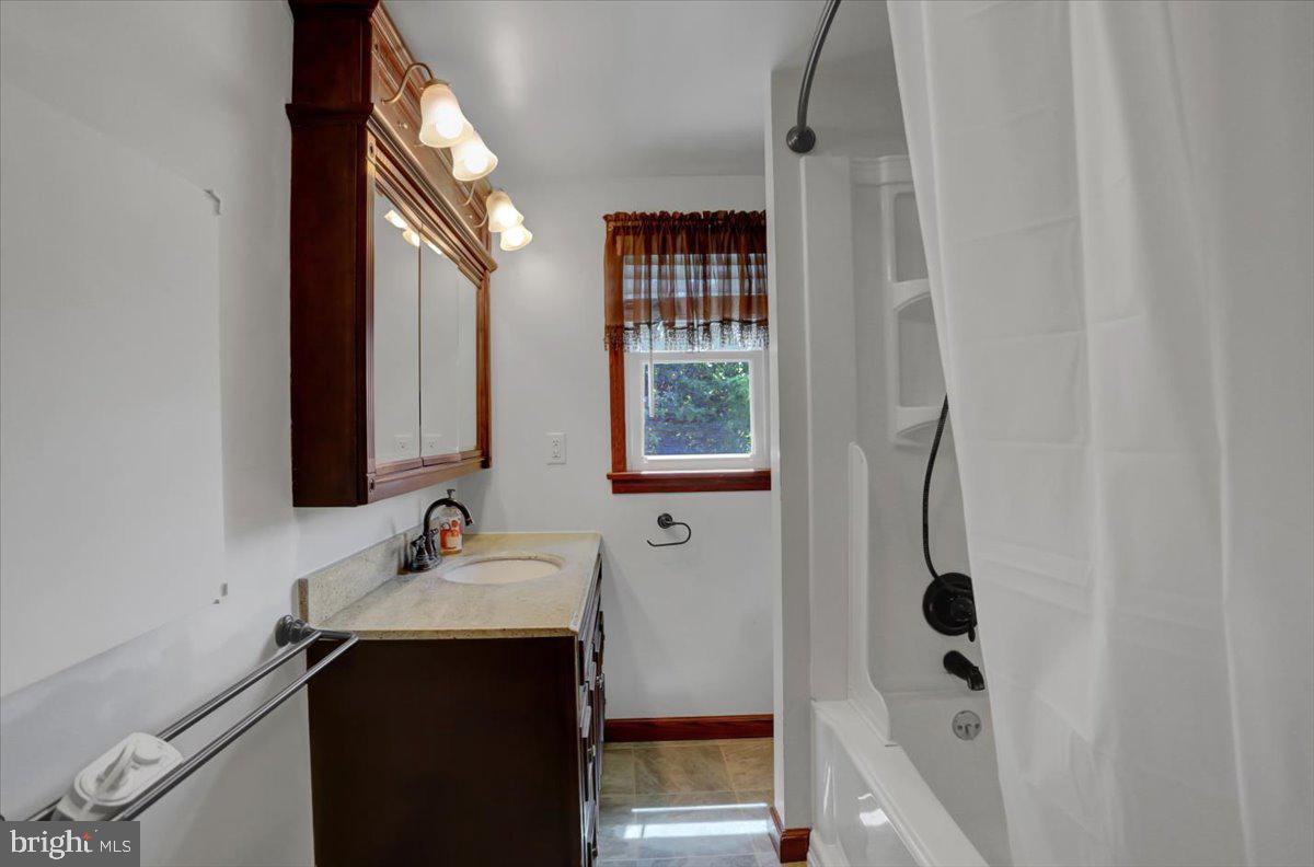 SOUTHAMPTON/FRANKLIN CO. - Residential