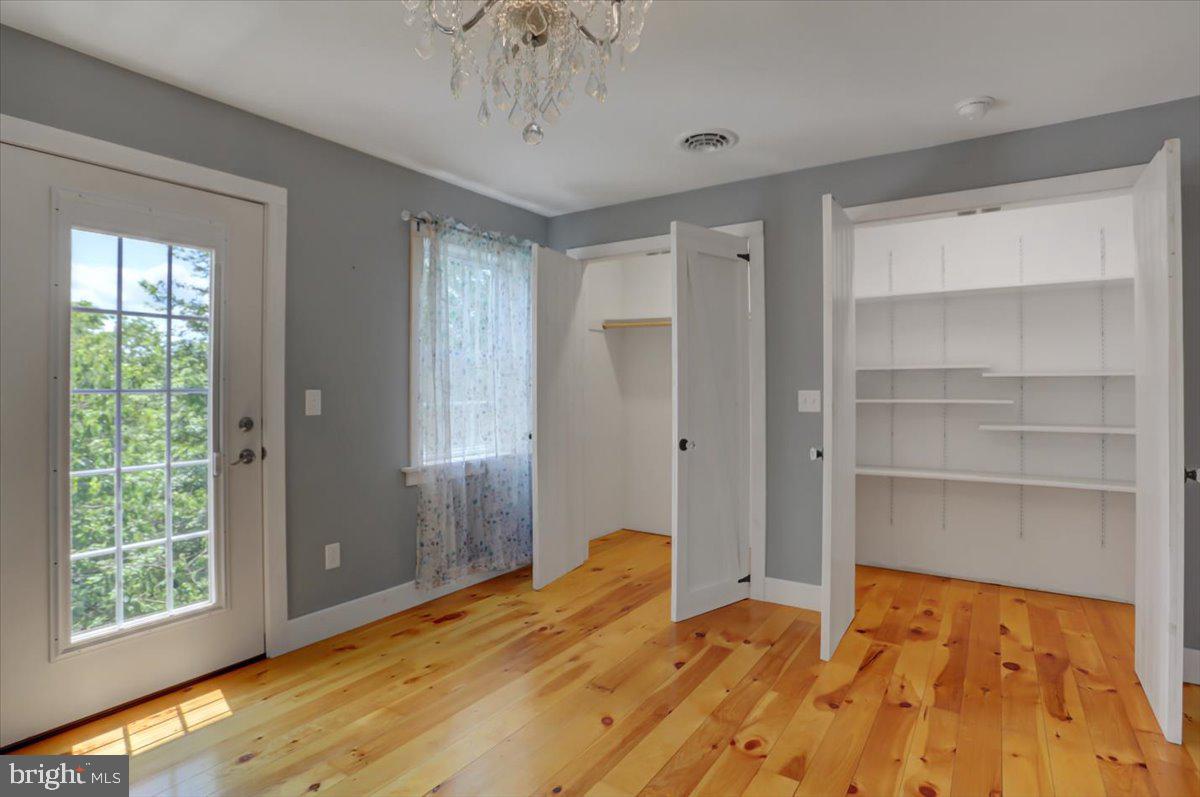 SOUTHAMPTON/FRANKLIN CO. - Residential