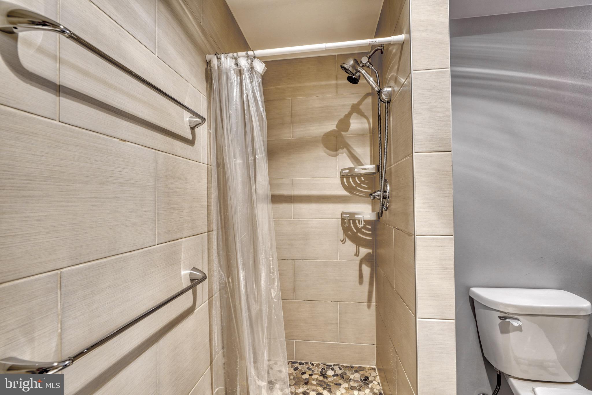 FELLS POINT HISTORIC DISTRICT - Residential Lease