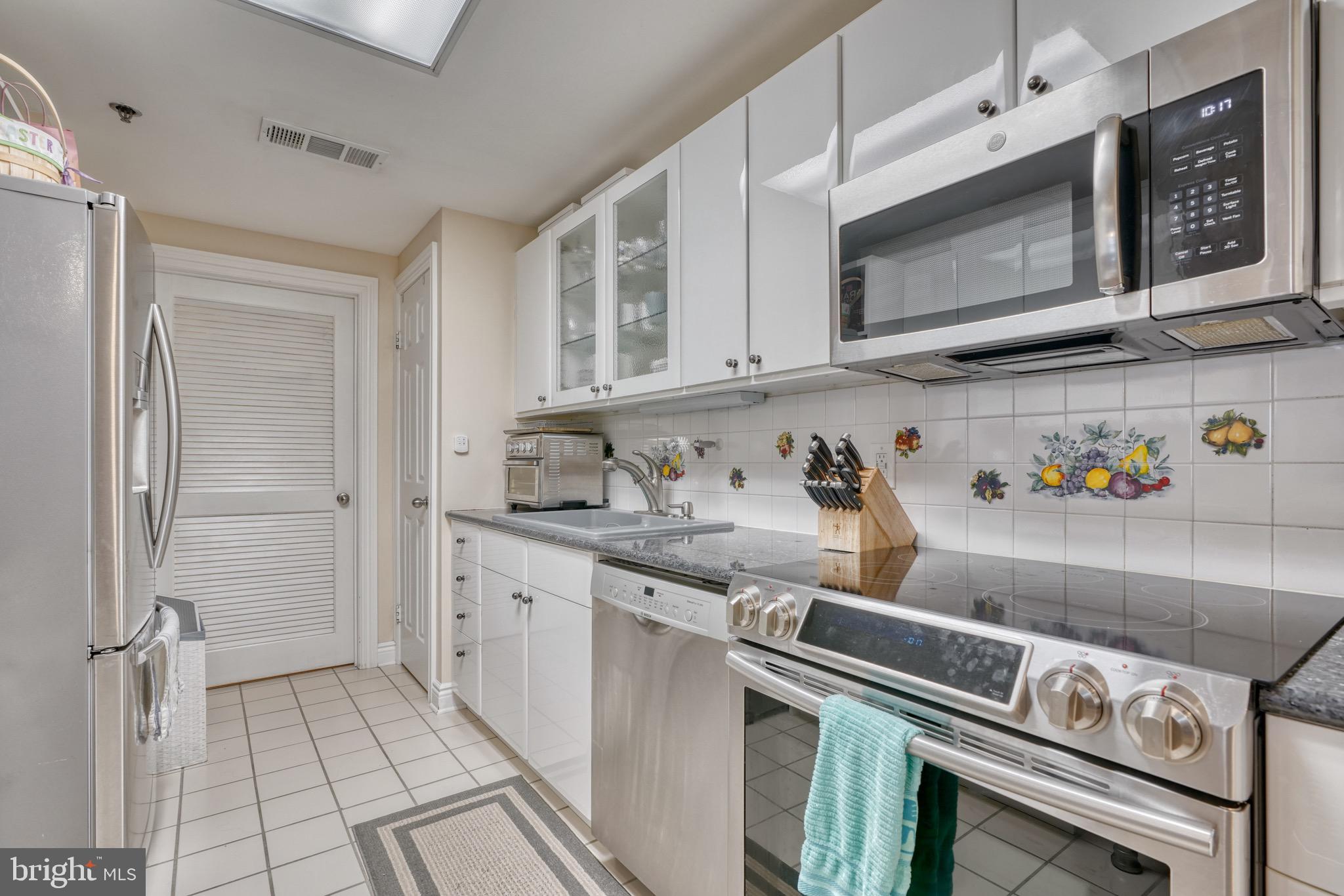 FELLS POINT HISTORIC DISTRICT - Residential Lease