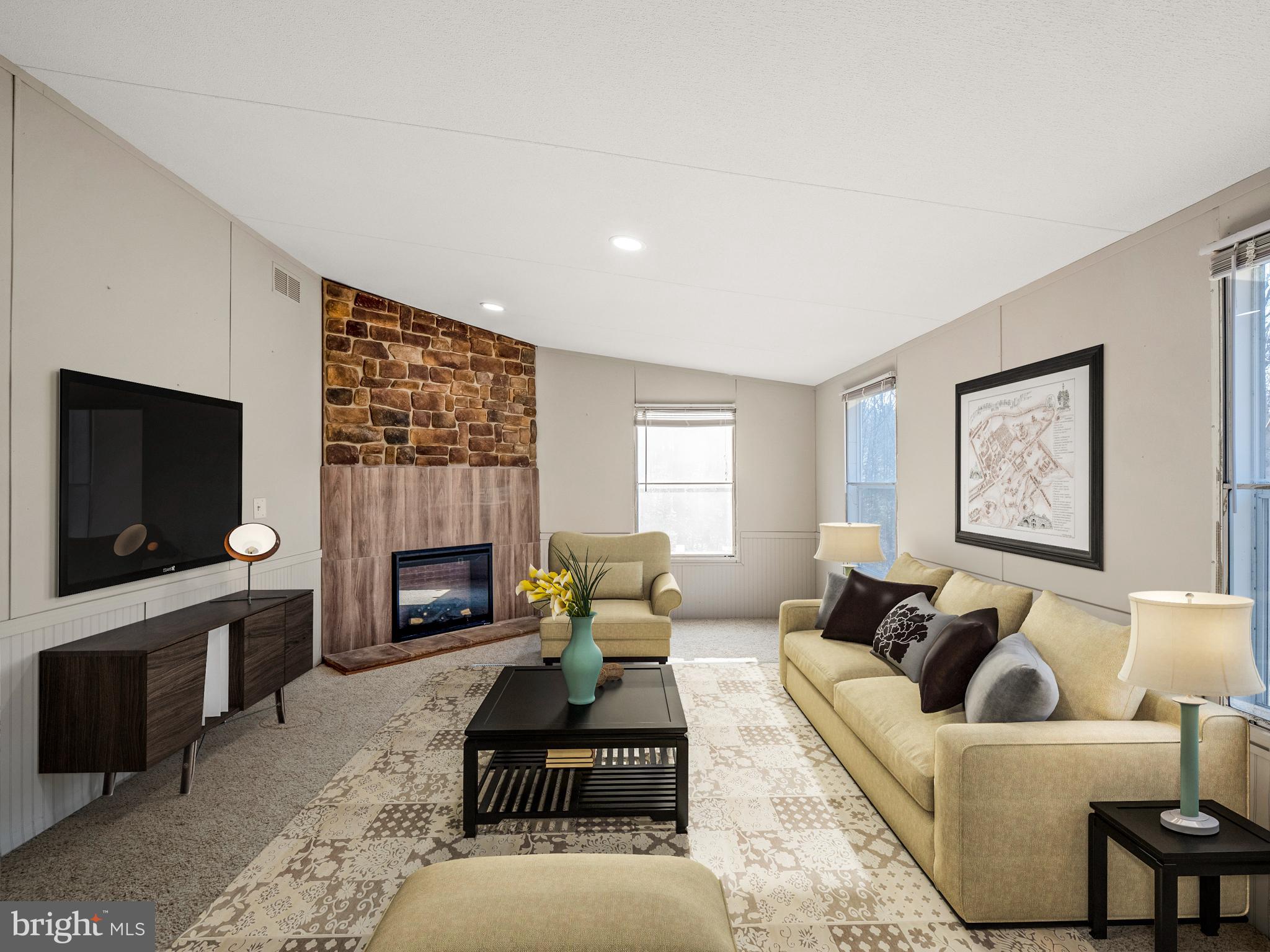 LIVINGSTON VILLAGE - Residential