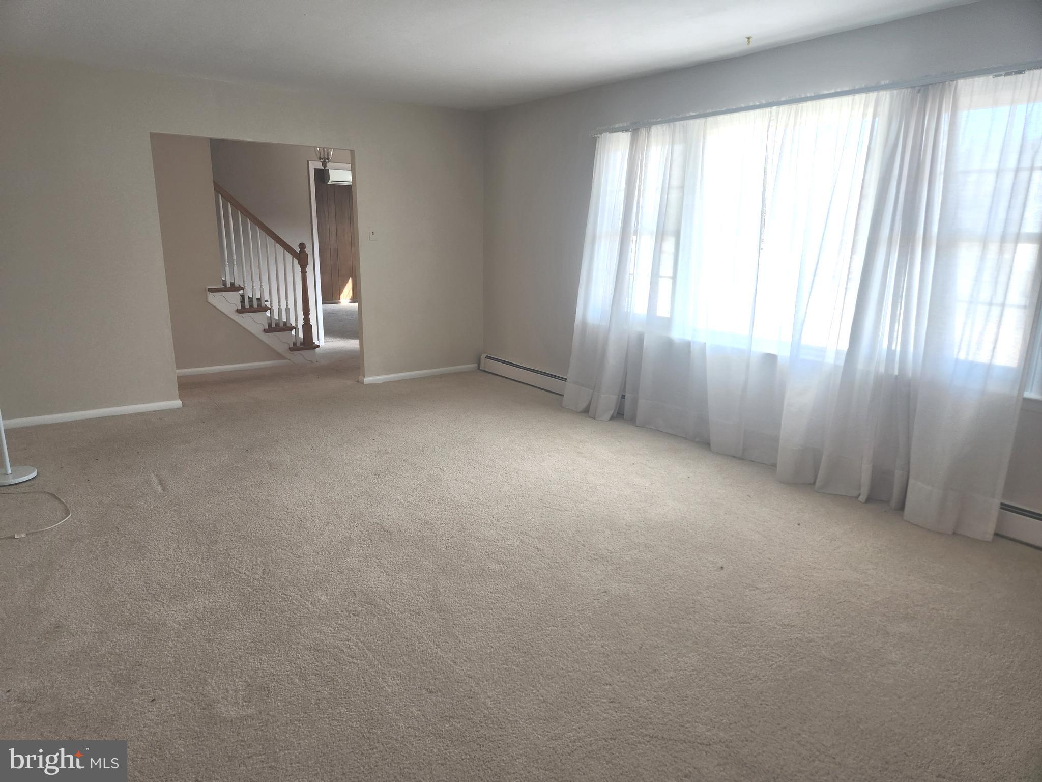 CHADDS FORD KNOLL - Residential