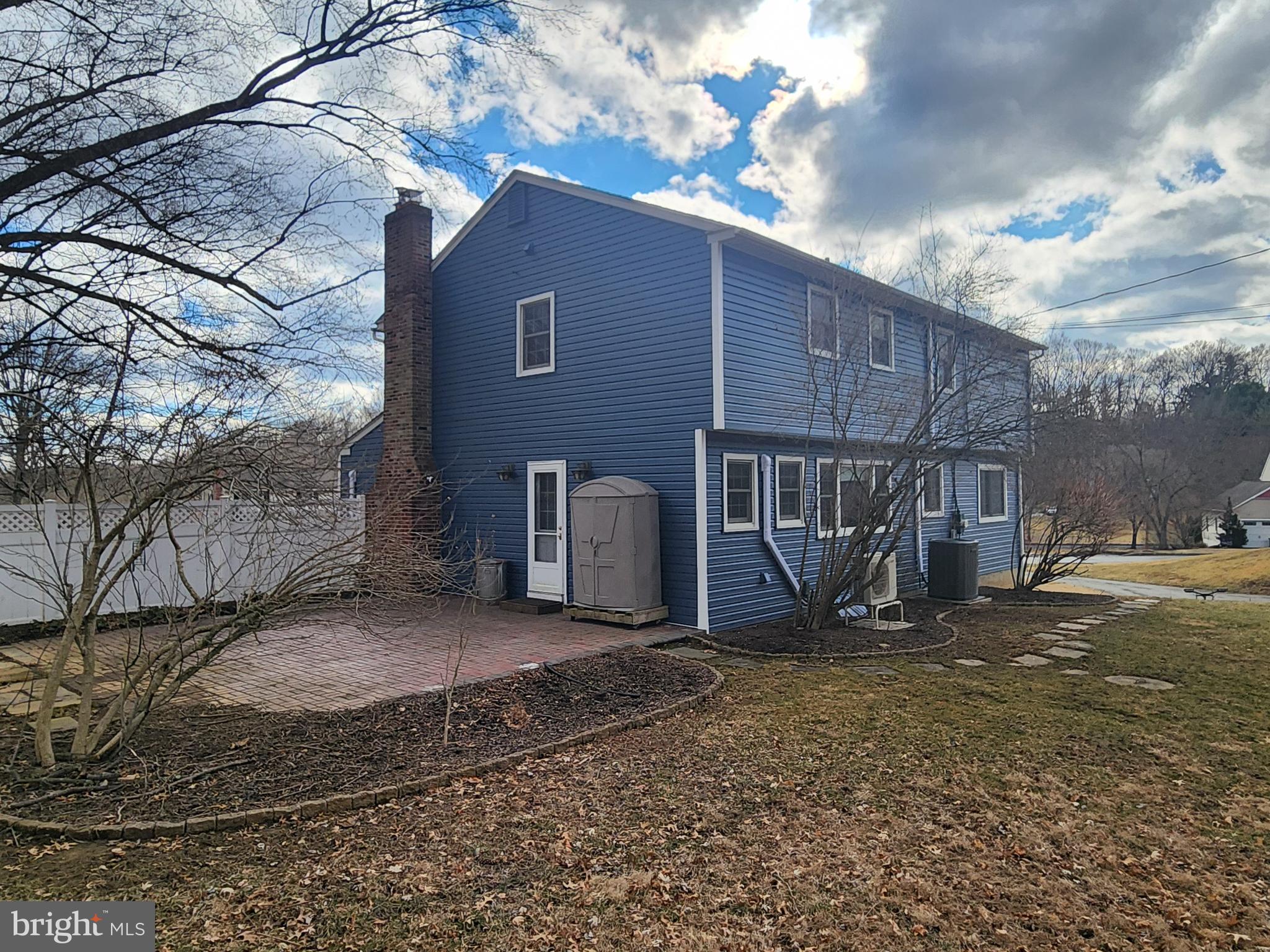 CHADDS FORD KNOLL - Residential