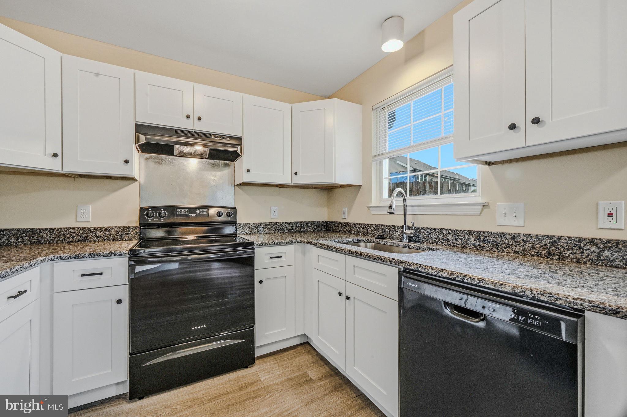AMBERFIELD - Residential