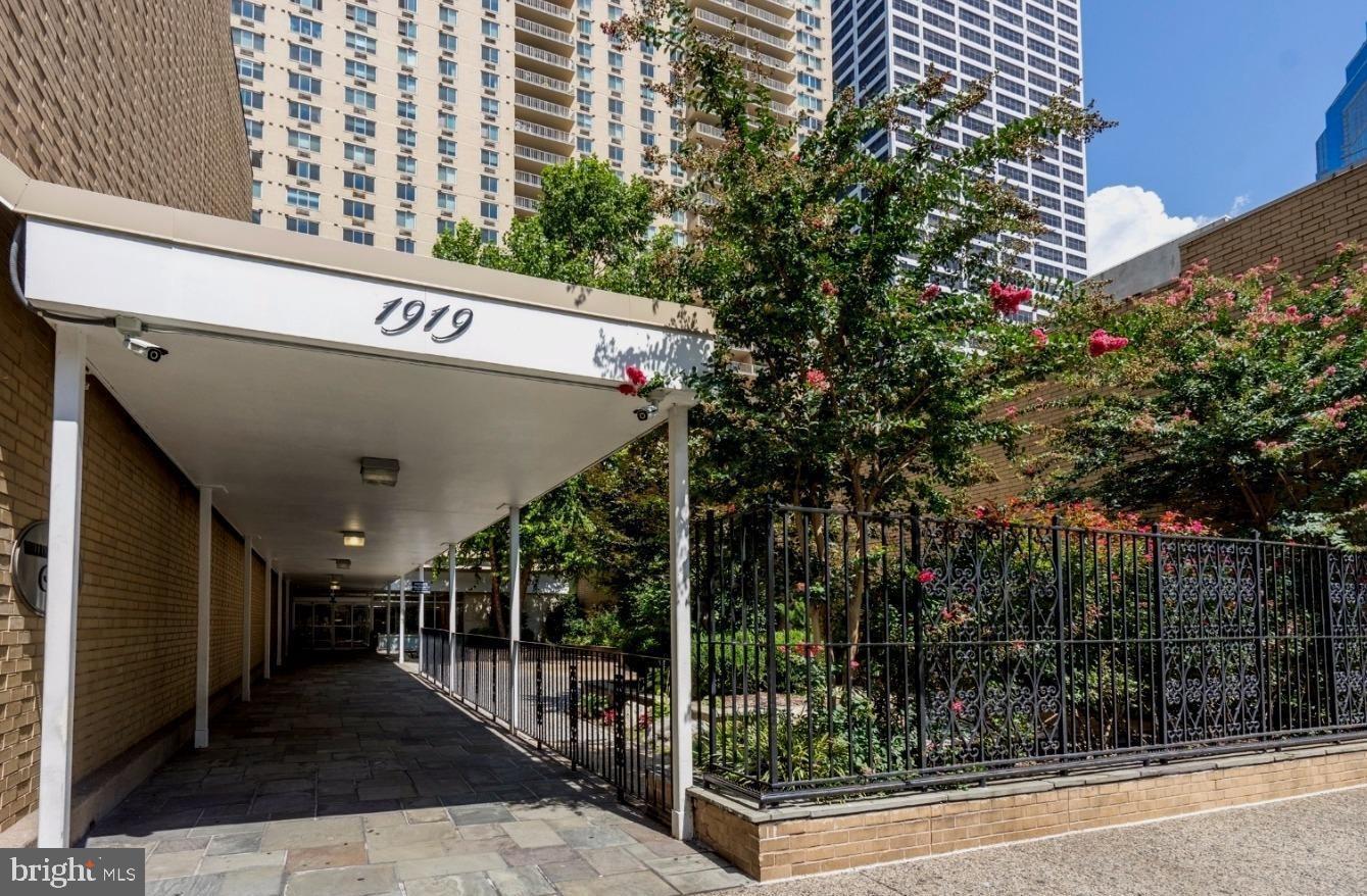 RITTENHOUSE SQUARE - Residential