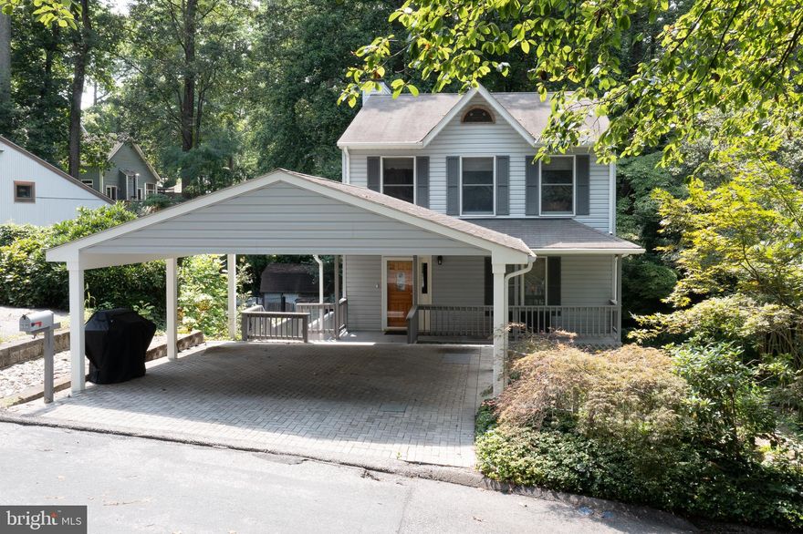 Water privileged Herald Harbor Community.  Great home, three finished levels. Storage and workshop and flex space ready for your hobbies.  Large kitchen with table space open to dining and living room area. Gas Fireplace to warm the feel. Two nice size bedrooms on second floor shares hall bath. Primary suite with full bath  also on upper floor with views of the trees from juliet deck. Lower level has walkout access to rear patio from entertainment/game room. Laundry and small work shop area ready for your ideas. Second space just outside under the deck for hobbies/art/flexible area with power and AC! Large bonus space for your ideas. Small level space for a shed or play equipment.
Serene wooded end of street views. No traffic out front, very private niche. 
Private side patio for outdoor entertaining.
Commuting is a breeze with I97, RT301 and RT50 with in a short drive. Annapolis is a short drive away with plenty of shopping and dining to choose from.