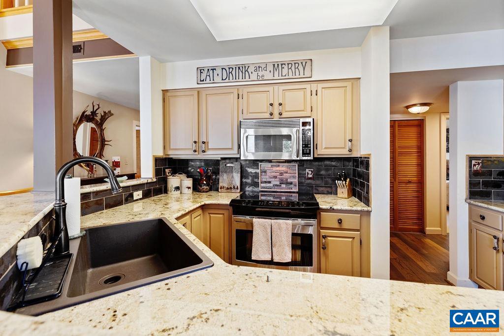 WINTERGREEN RESORT - Residential