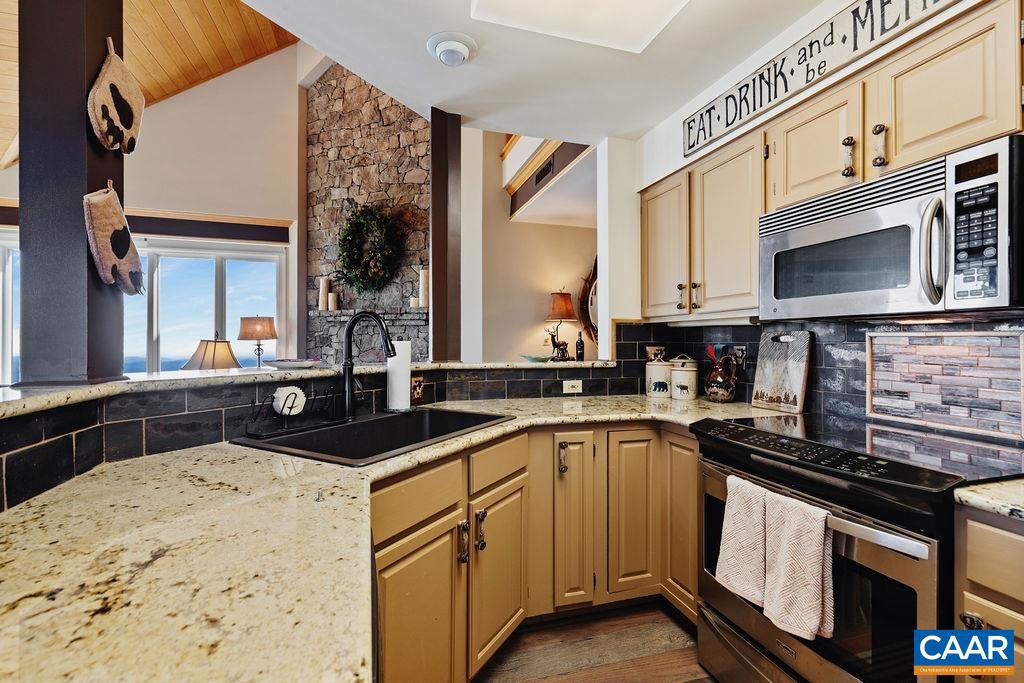 WINTERGREEN RESORT - Residential