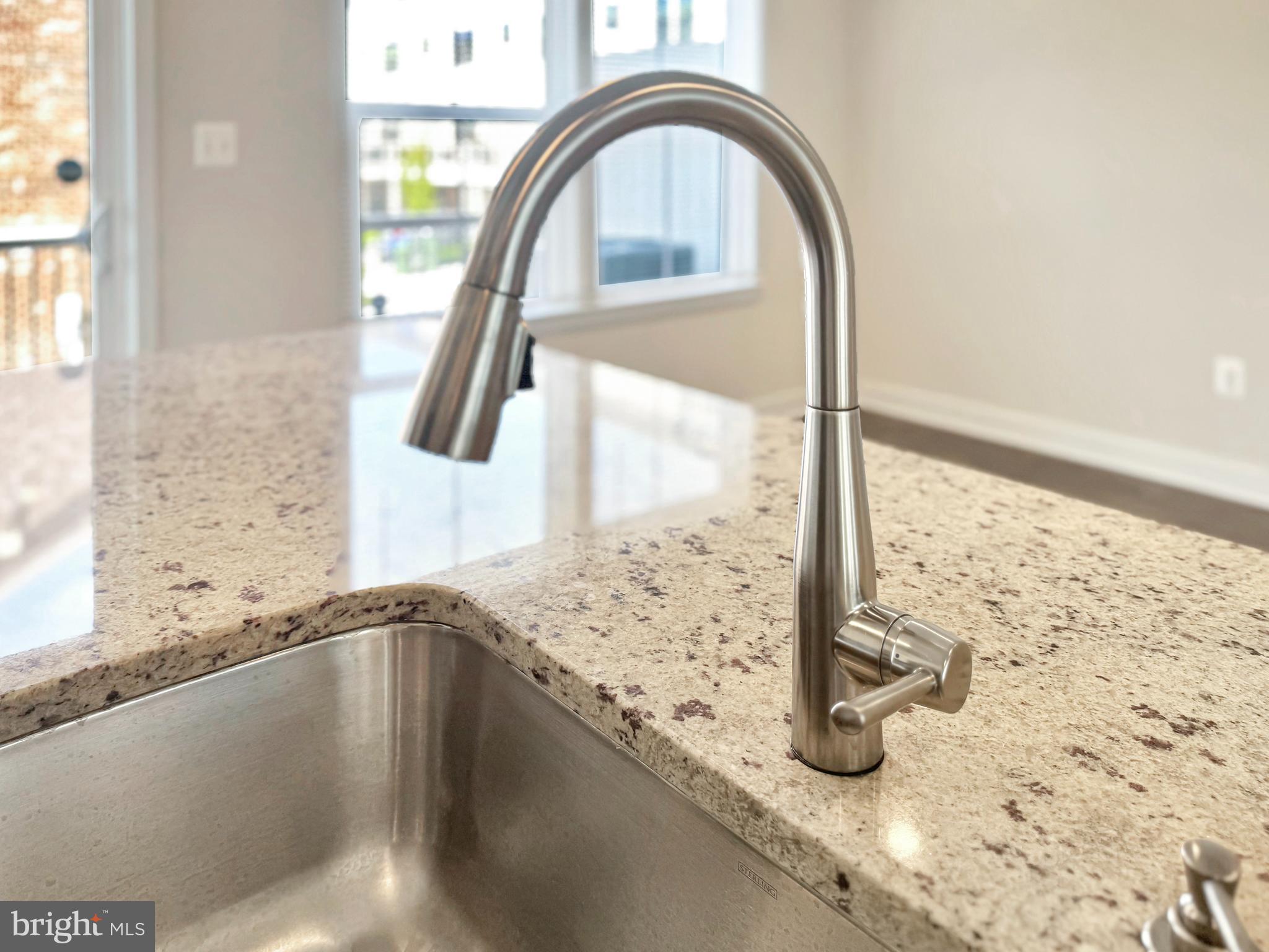 BALTIMORE HIGHLANDS - Residential Lease