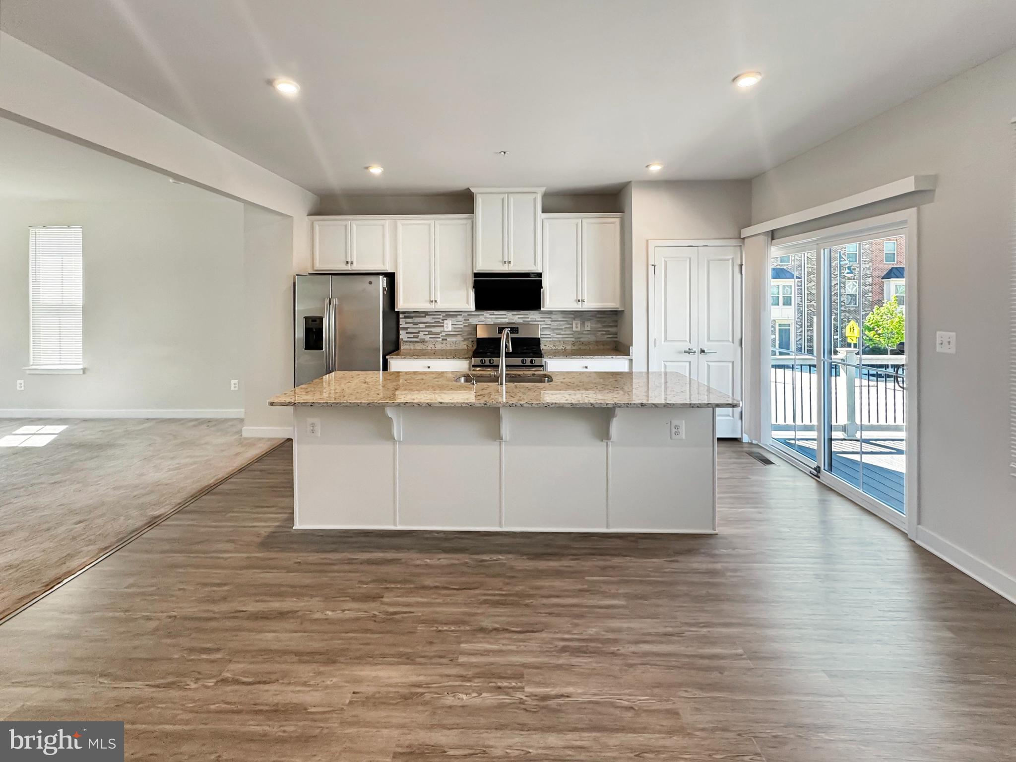 BALTIMORE HIGHLANDS - Residential Lease