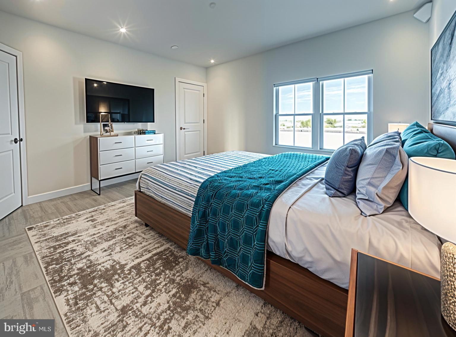 BALTIMORE HIGHLANDS - Residential Lease