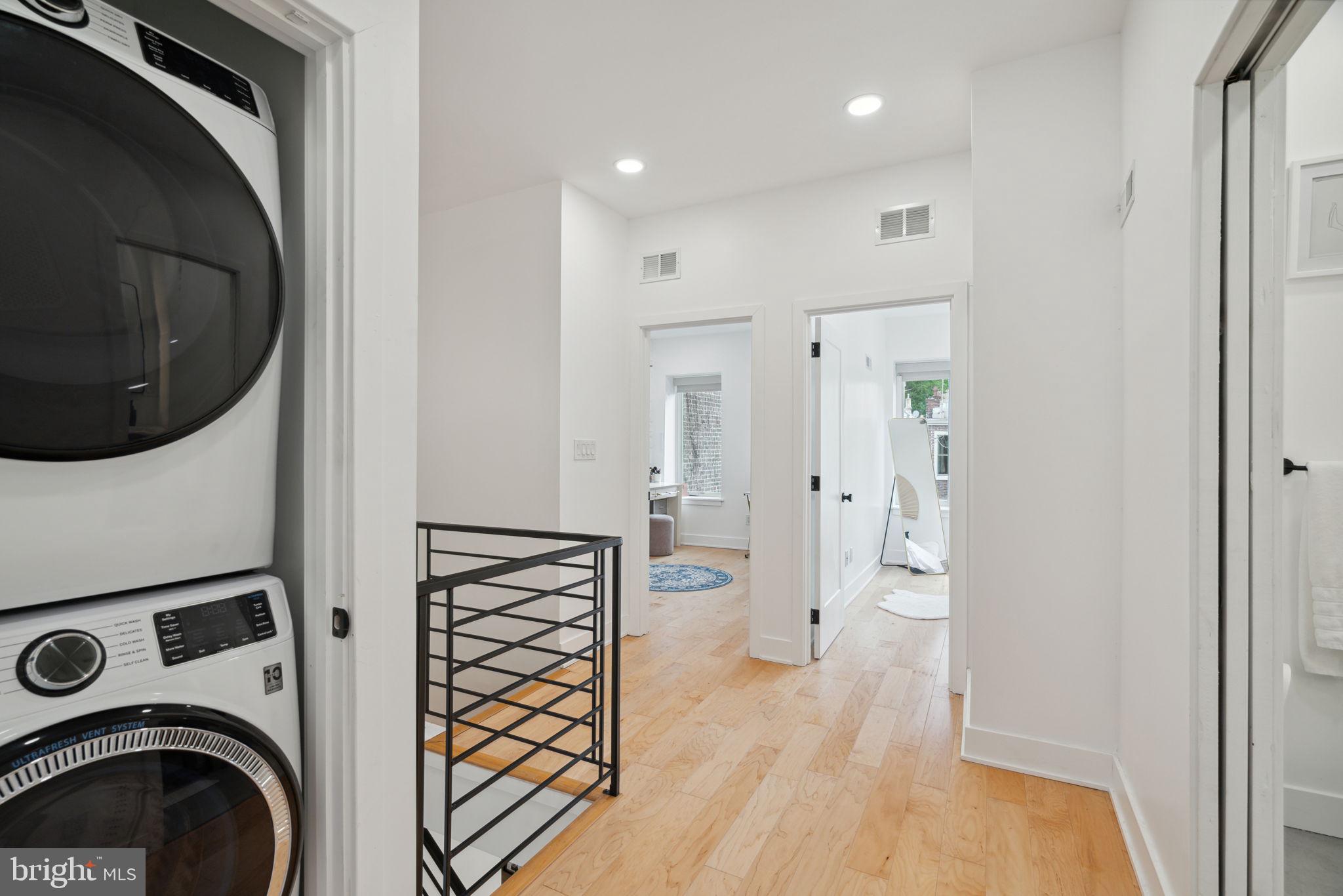 GARDEN COURT - Residential