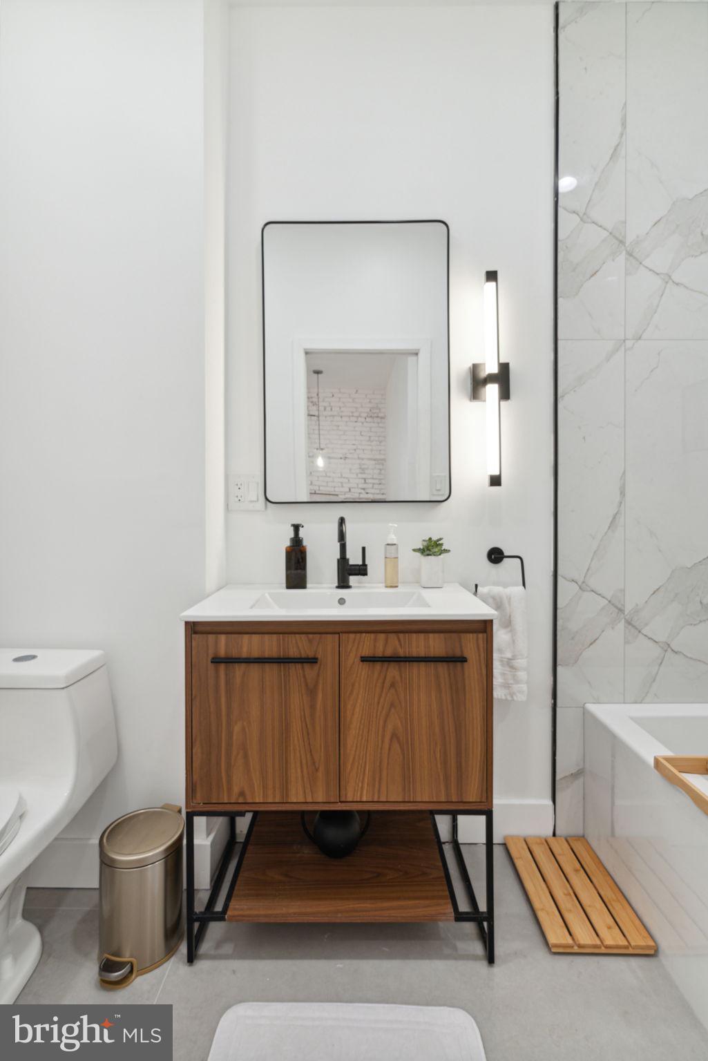 GARDEN COURT - Residential