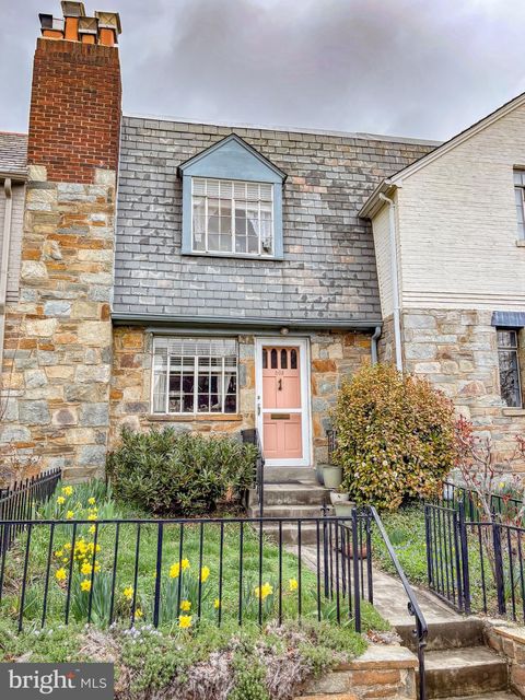 803 CHETWORTH PLACE ALEXANDRIA VA 22314