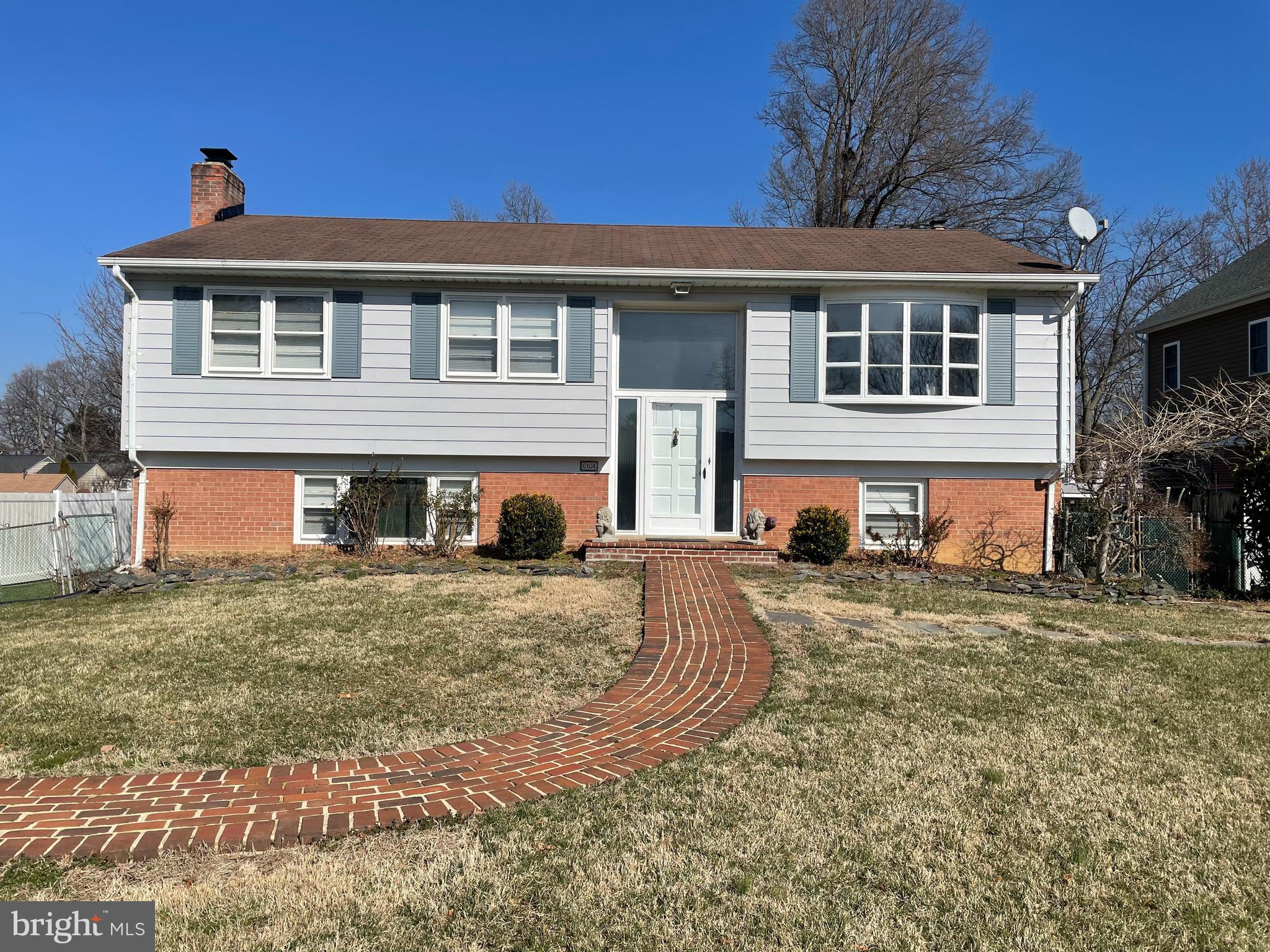 BRIARVIEW - Residential Lease