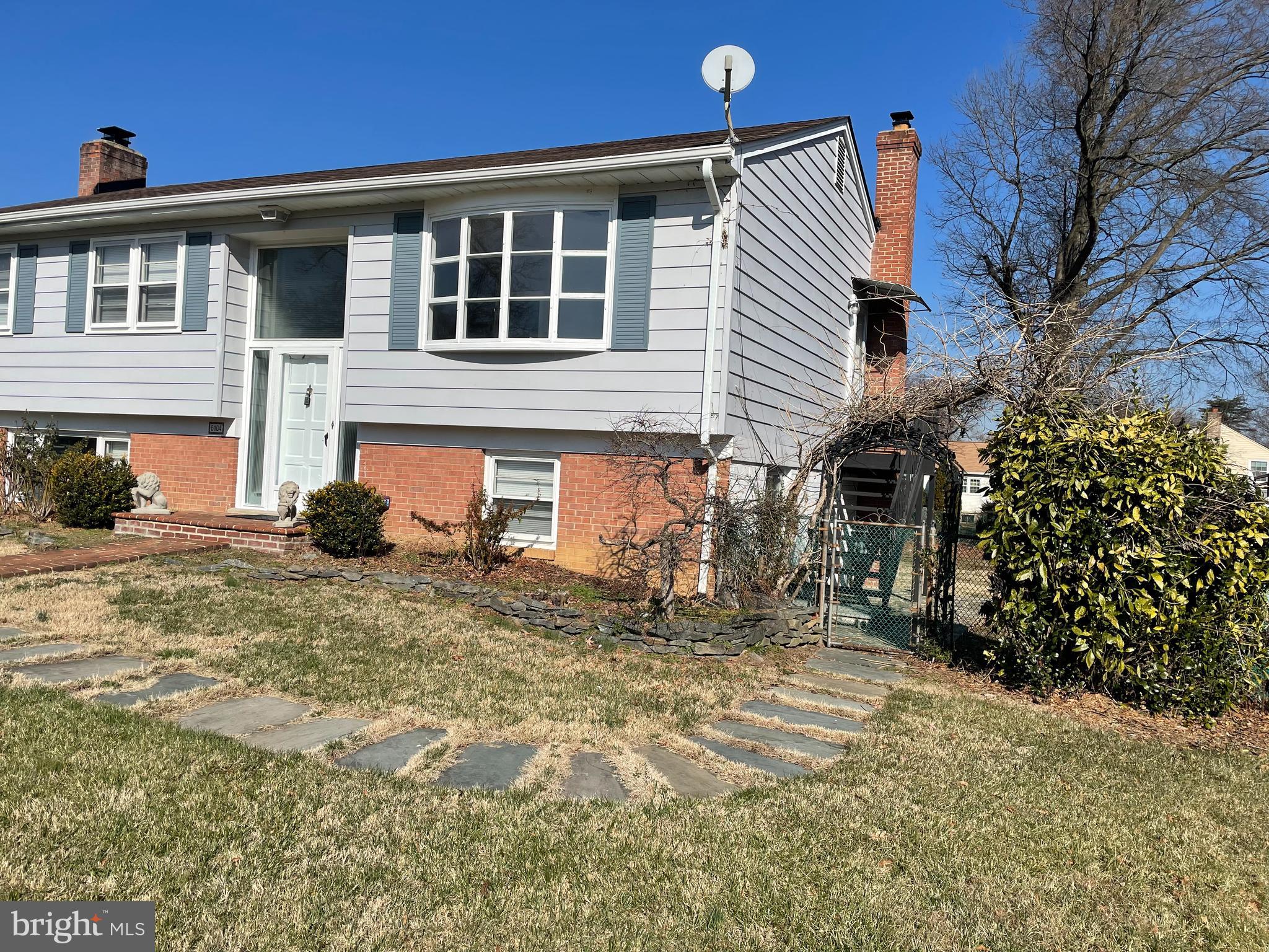 BRIARVIEW - Residential Lease