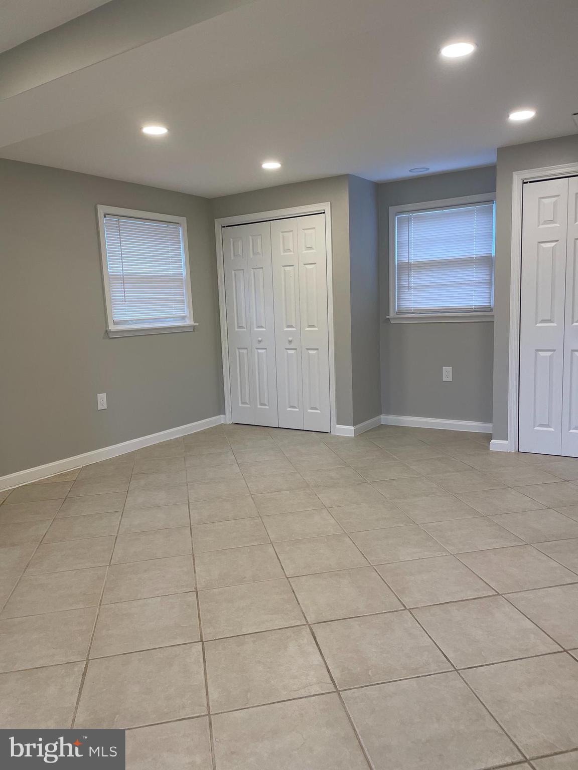 BRIARVIEW - Residential Lease