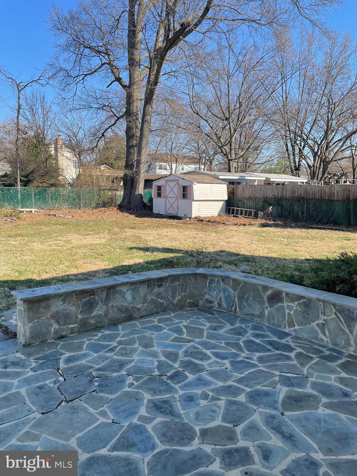 BRIARVIEW - Residential Lease