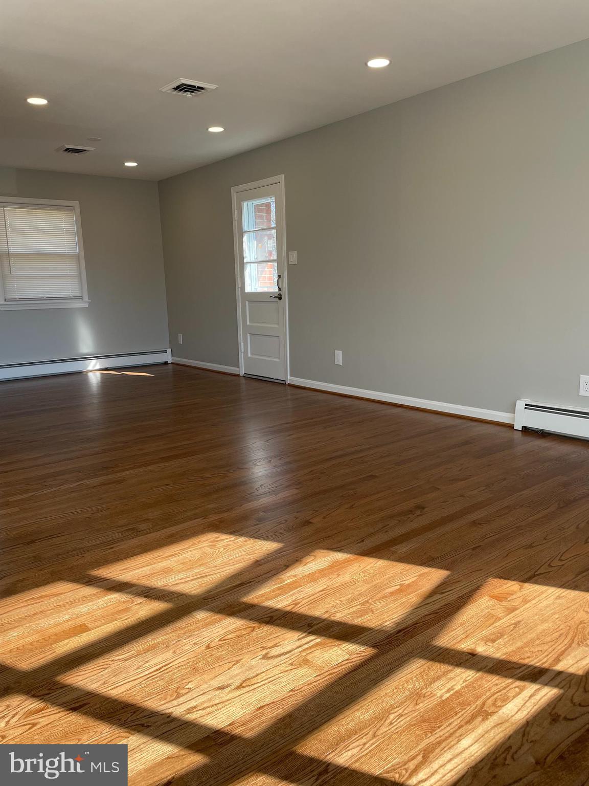 BRIARVIEW - Residential Lease
