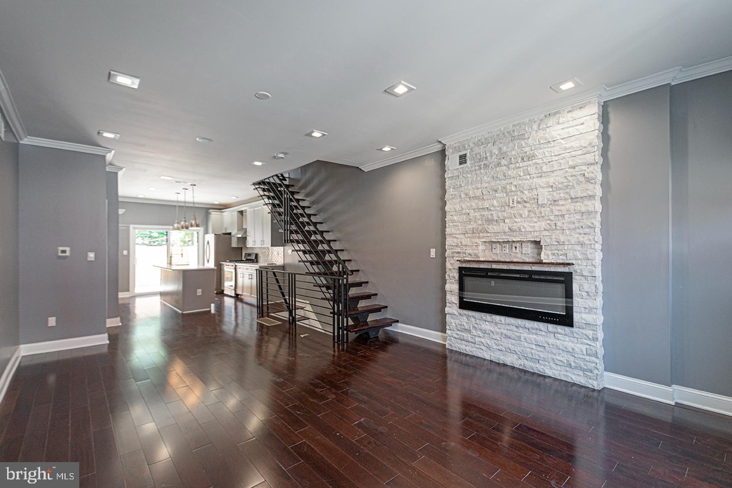 POINT BREEZE - Residential Lease