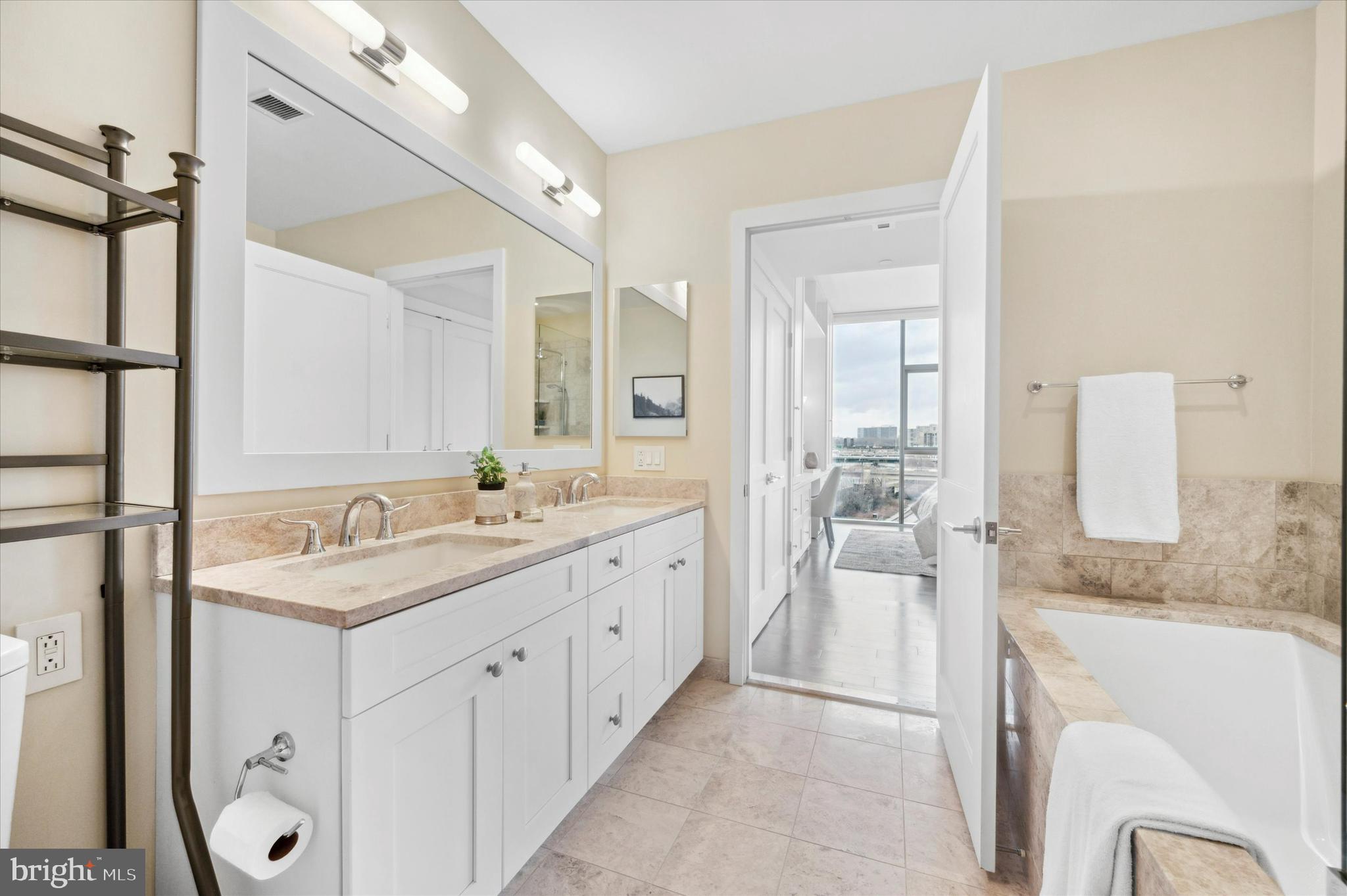 FITLER SQUARE - Residential