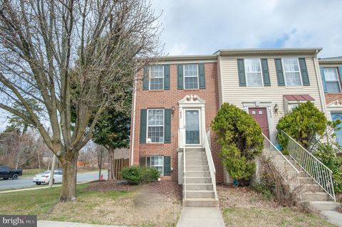 Photo of 6380 Michael Robert Drive, SPRINGFIELD, VA 22150 (MLS # VAFX2309650)