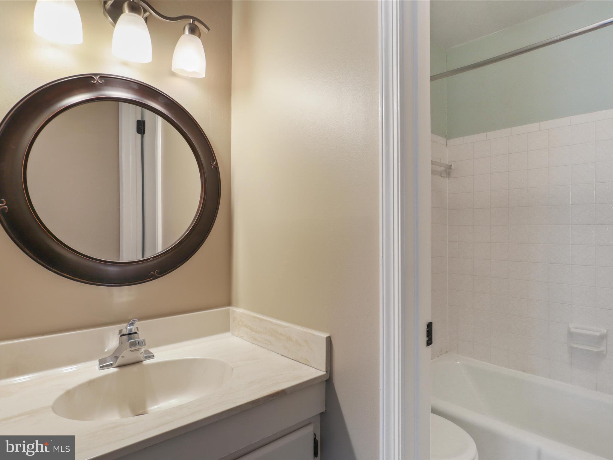 DEL RAY - Residential Lease