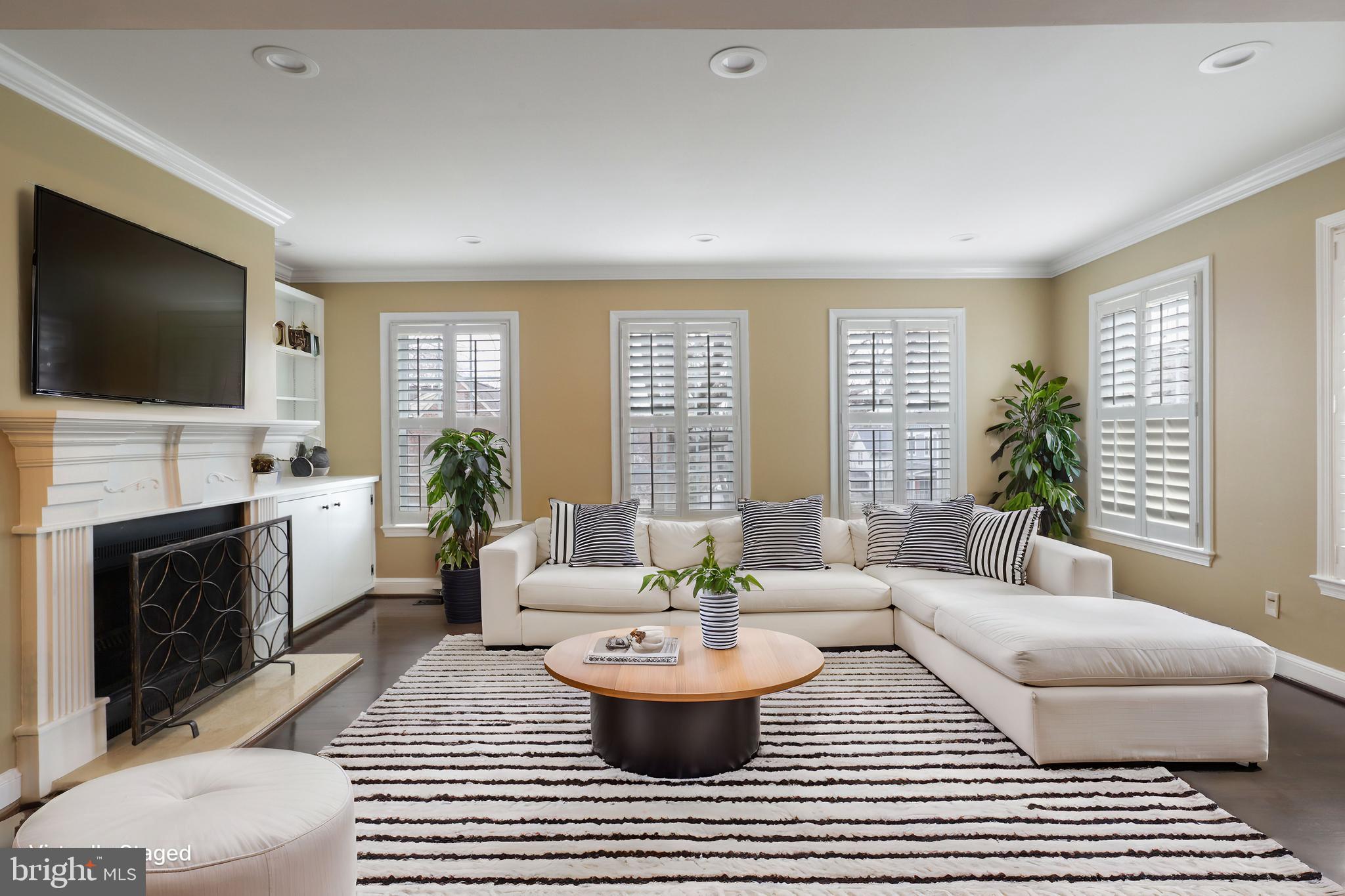 DEL RAY - Residential Lease