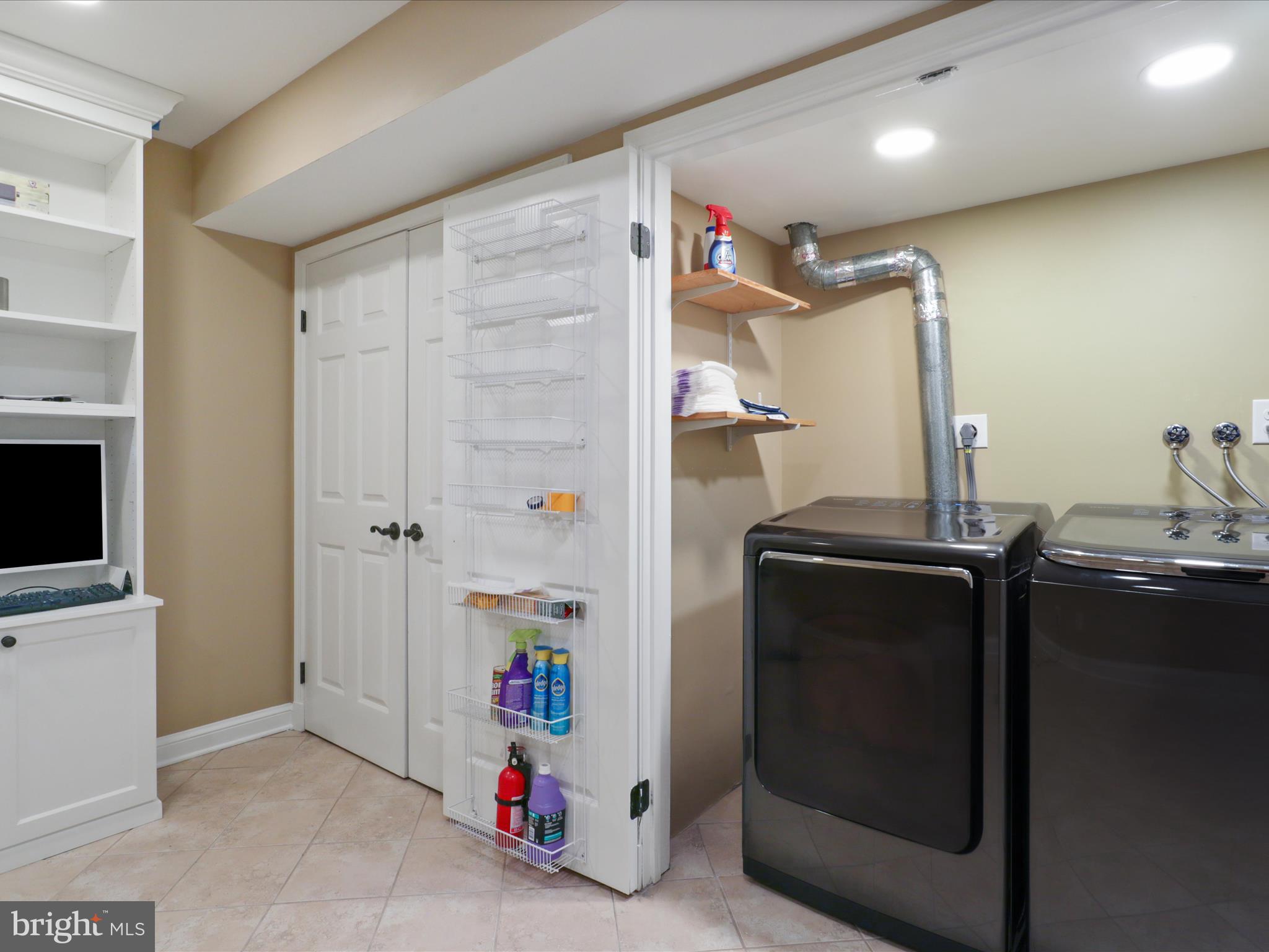 DEL RAY - Residential Lease