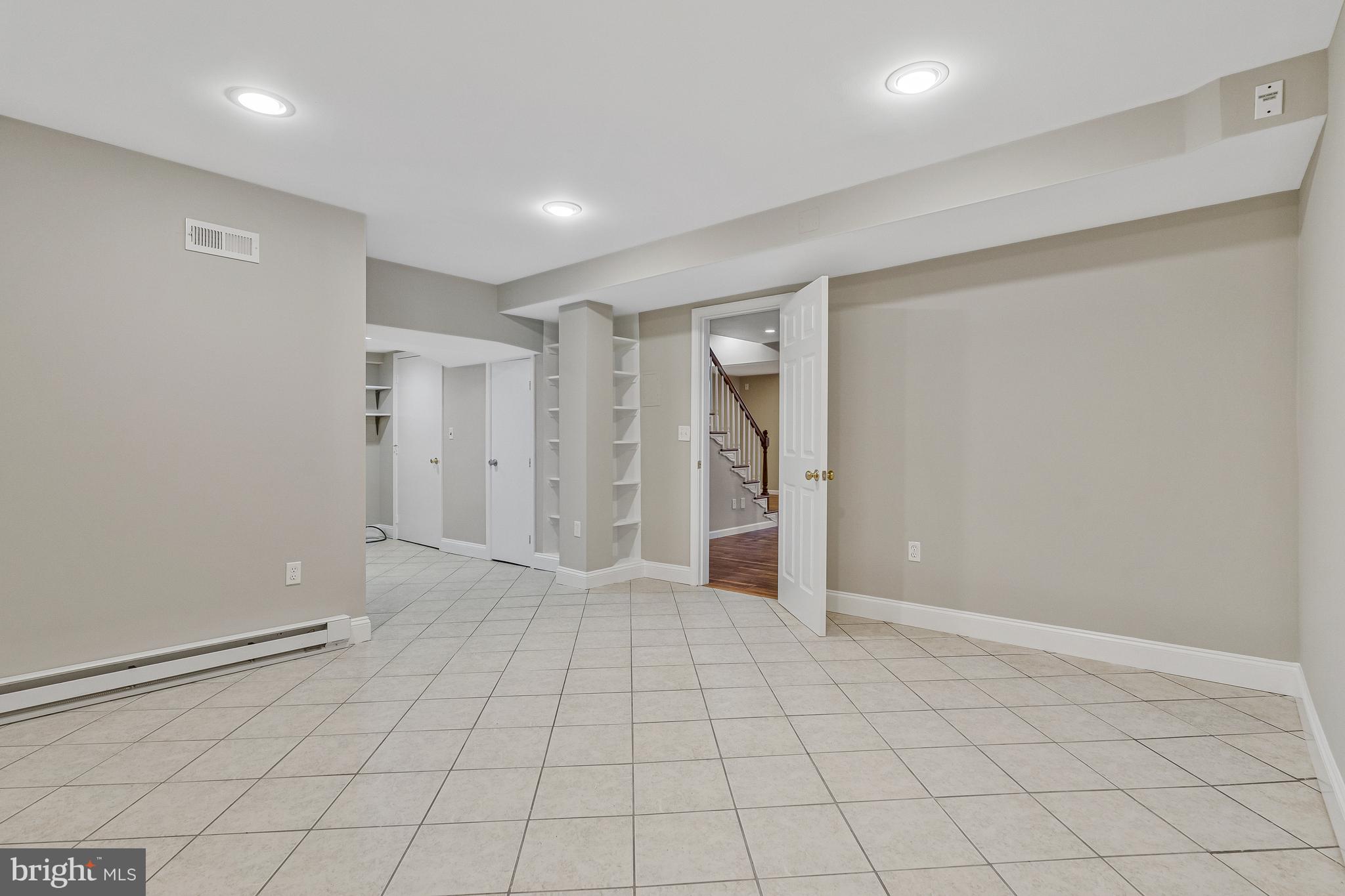 TANGLEWOOD - Residential