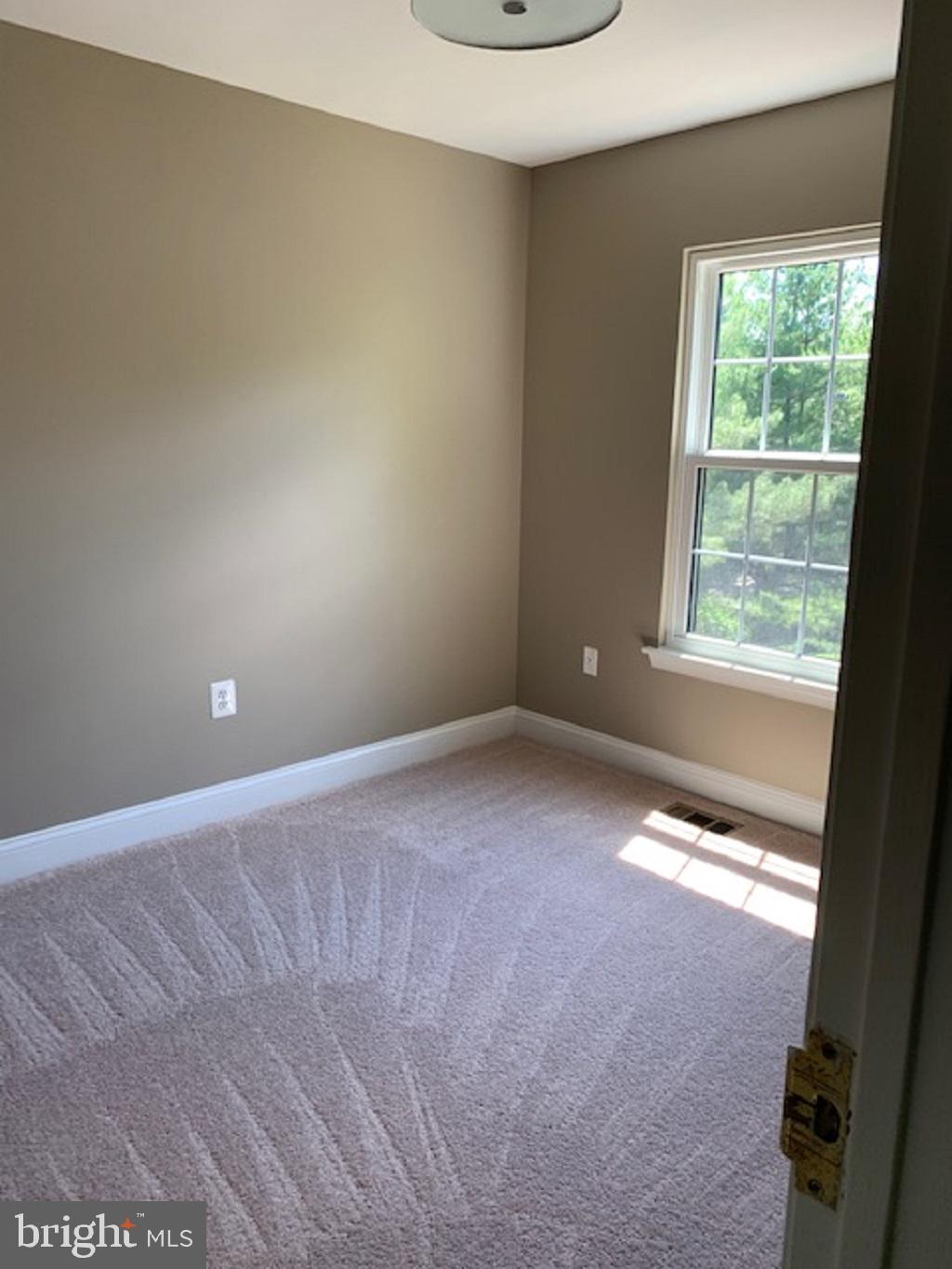 COUNTRYSIDE - Residential Lease