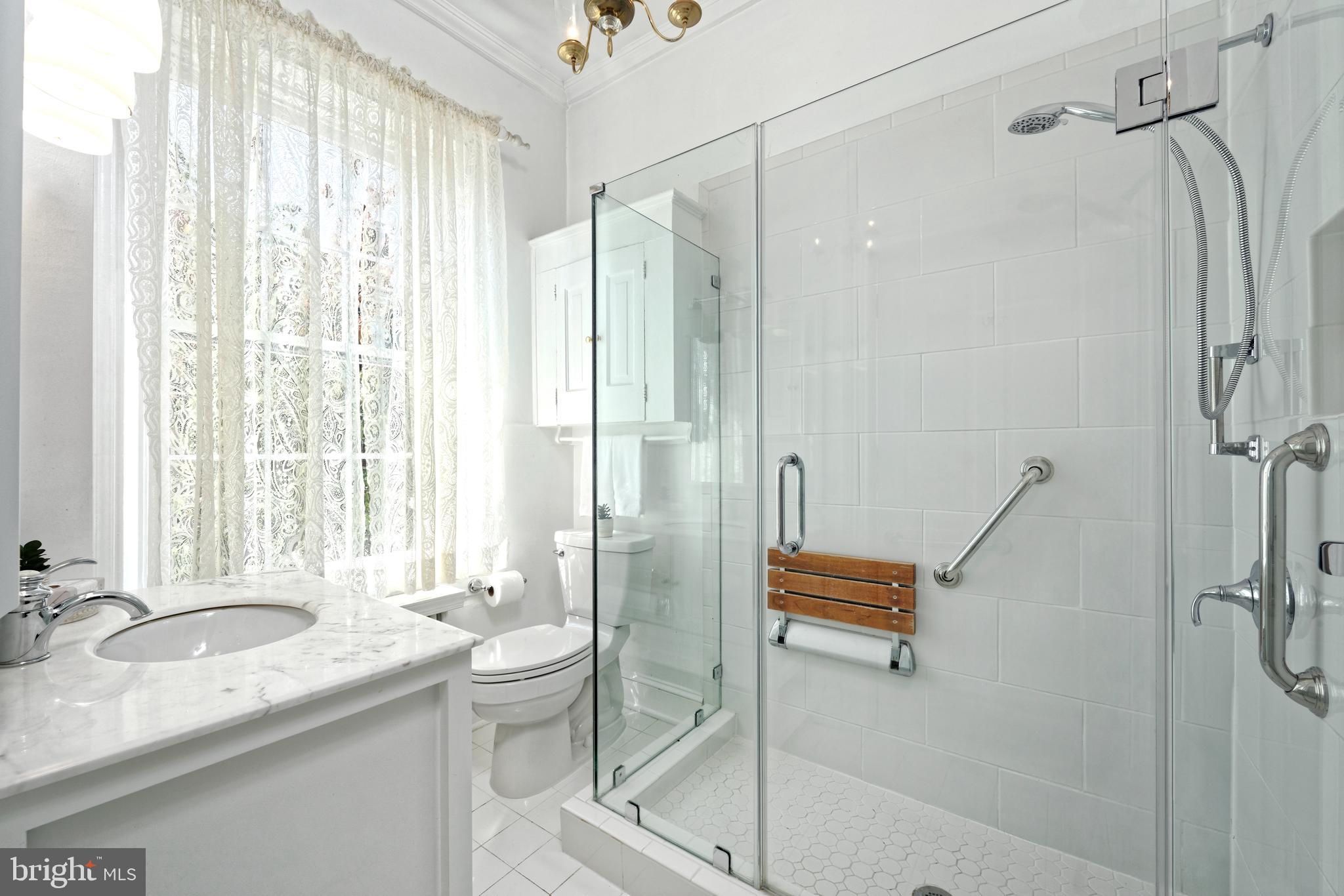 OLD TOWN ALEXANDRIA - Residential