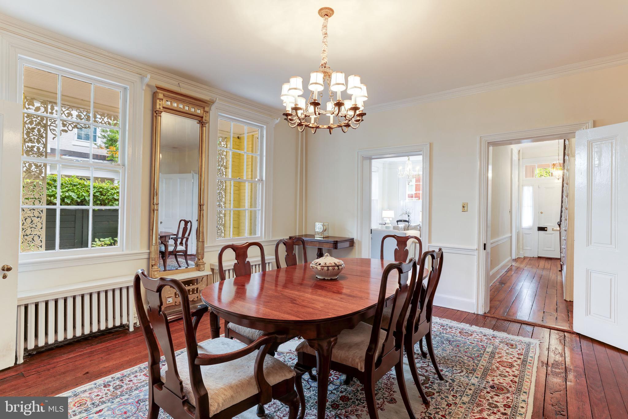 OLD TOWN ALEXANDRIA - Residential