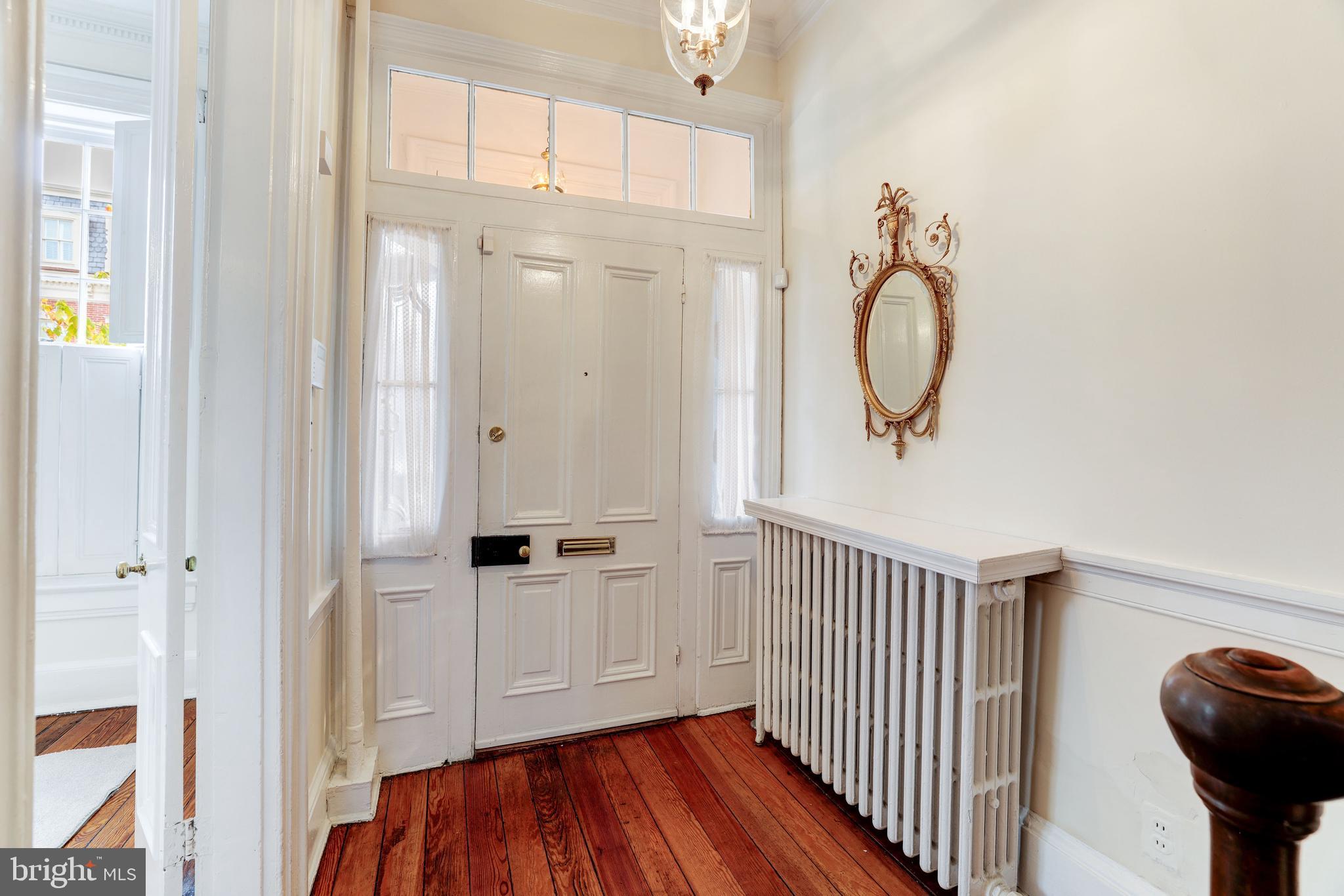 OLD TOWN ALEXANDRIA - Residential