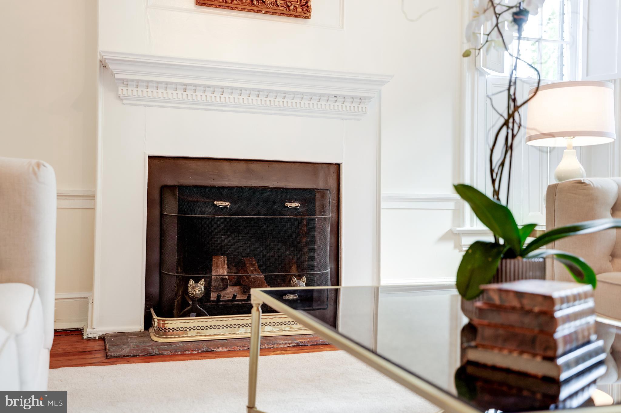 OLD TOWN ALEXANDRIA - Residential