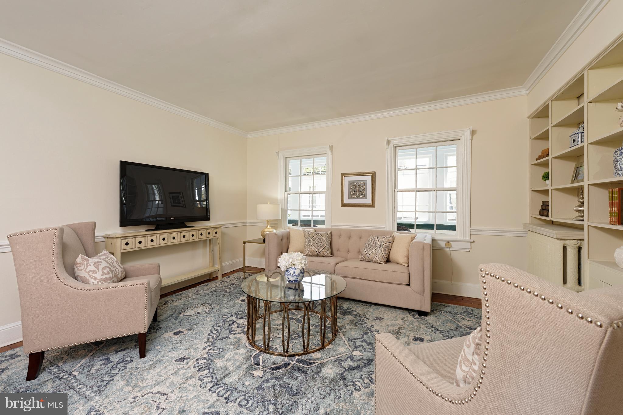 OLD TOWN ALEXANDRIA - Residential