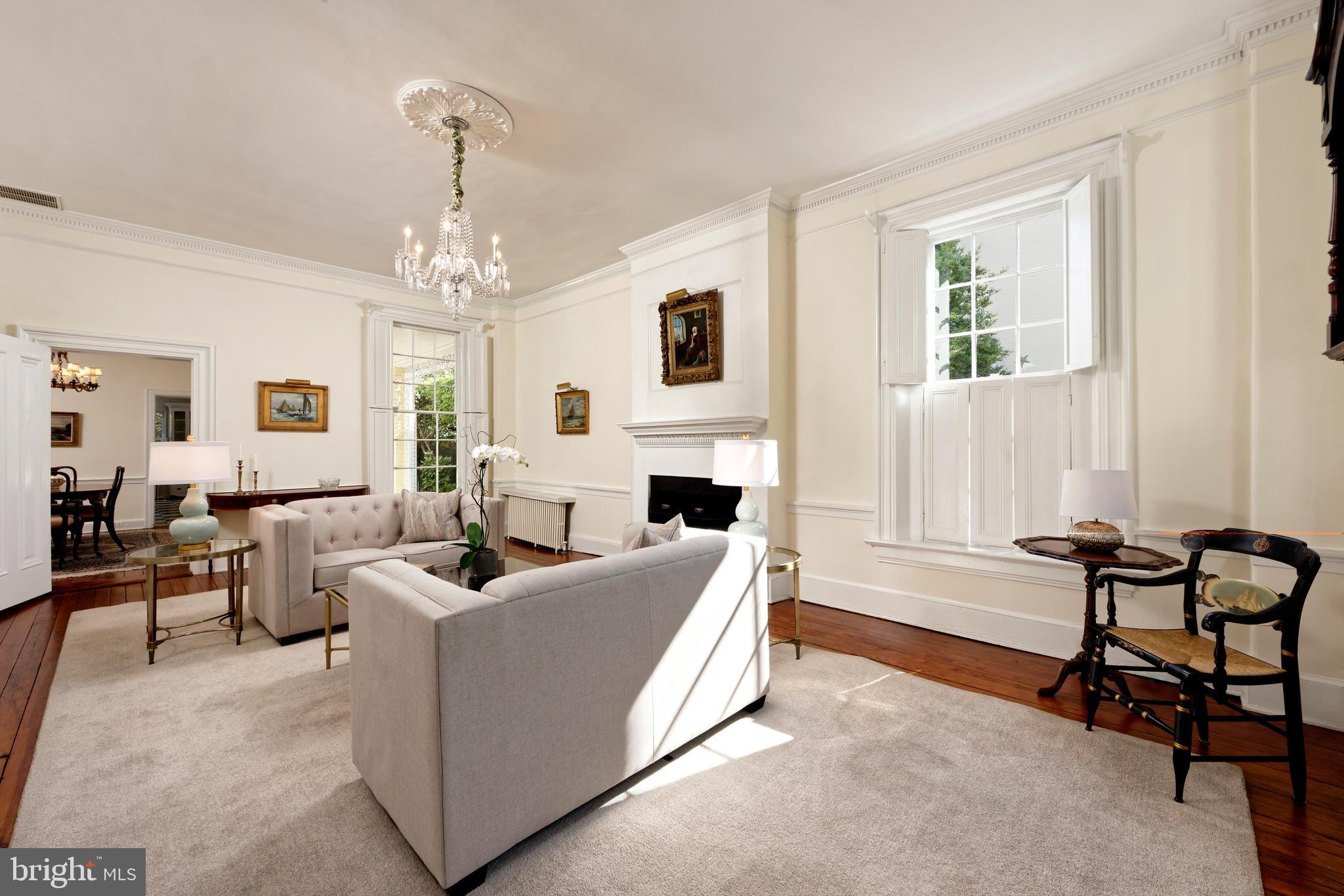 OLD TOWN ALEXANDRIA - Residential