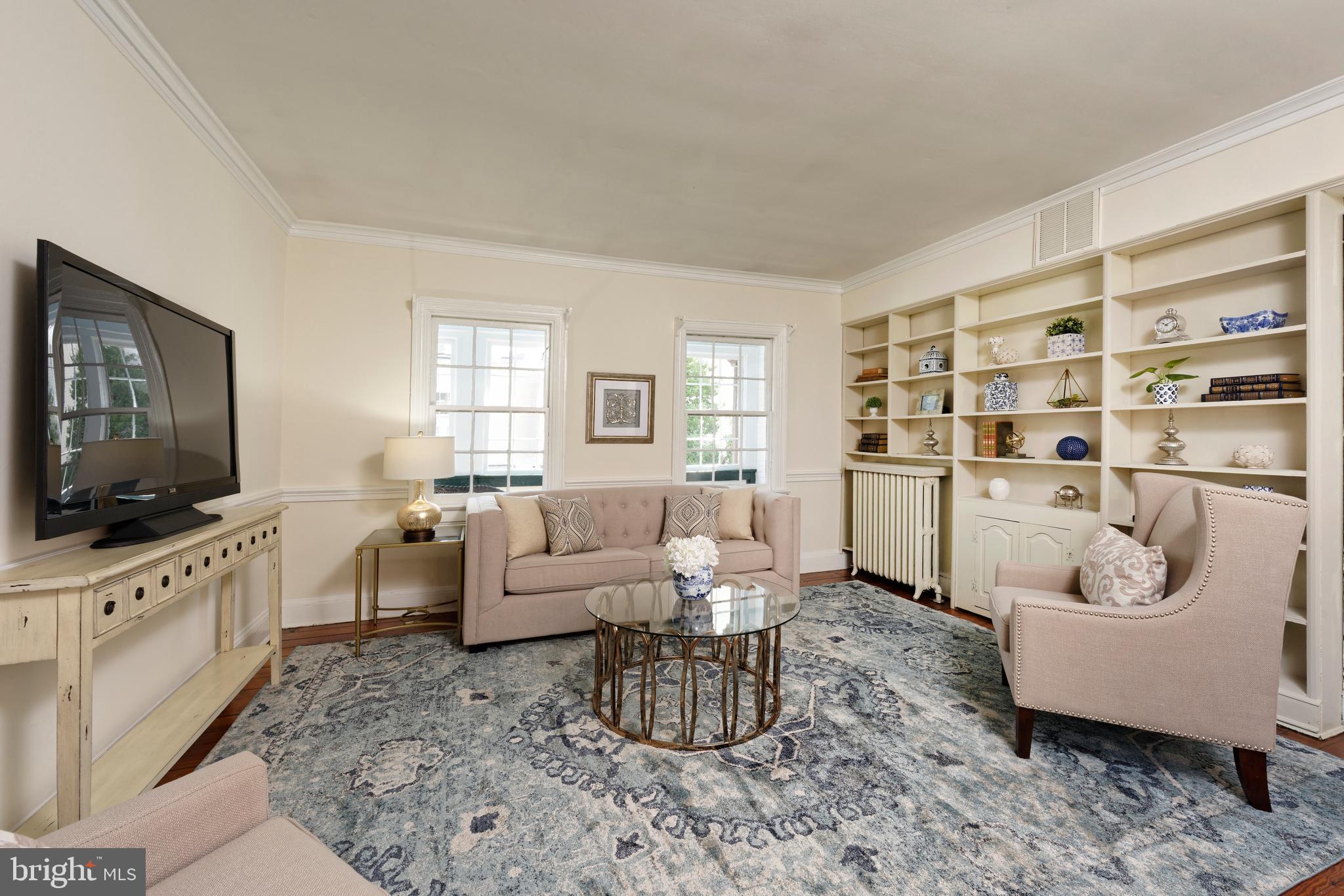 OLD TOWN ALEXANDRIA - Residential