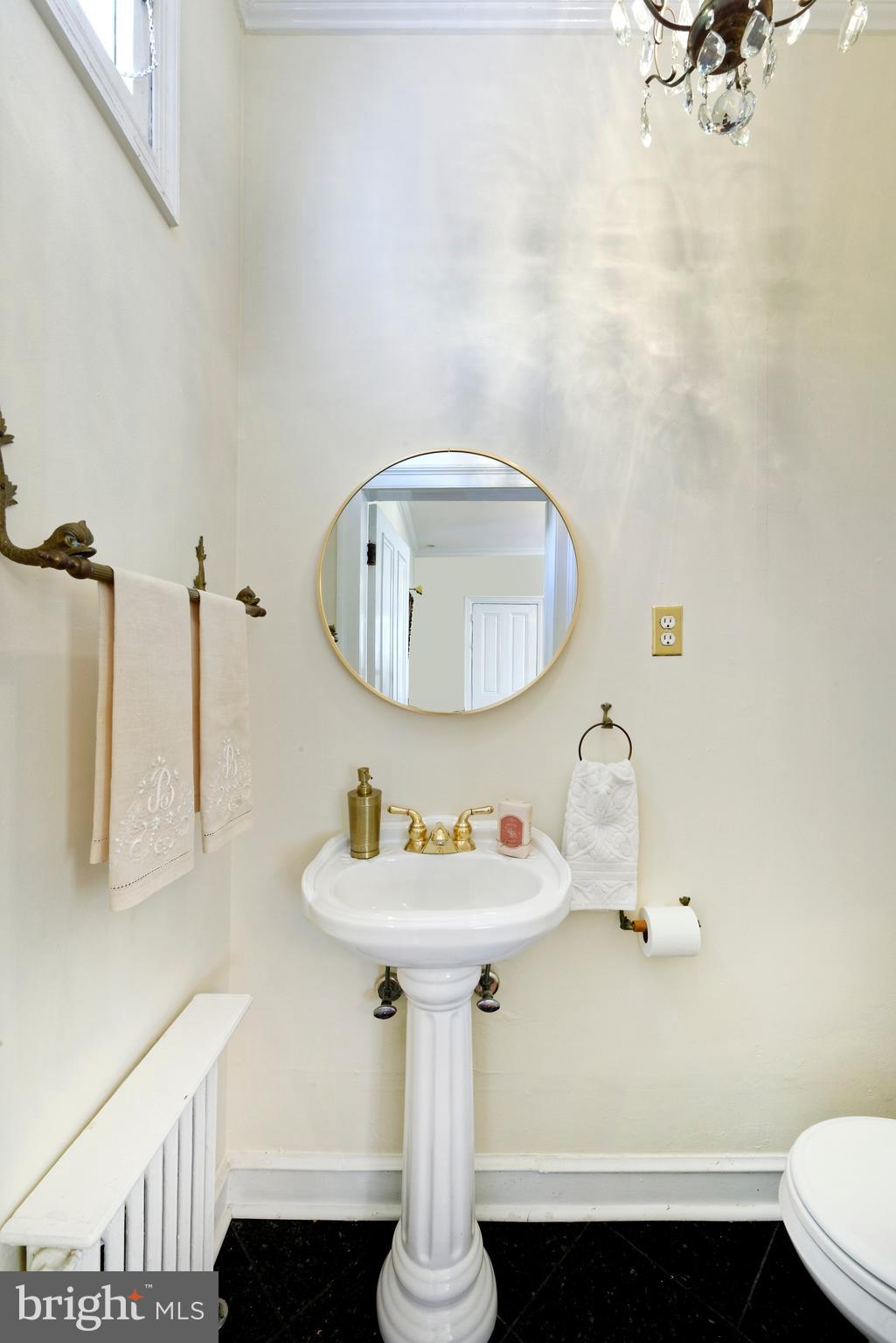 OLD TOWN ALEXANDRIA - Residential